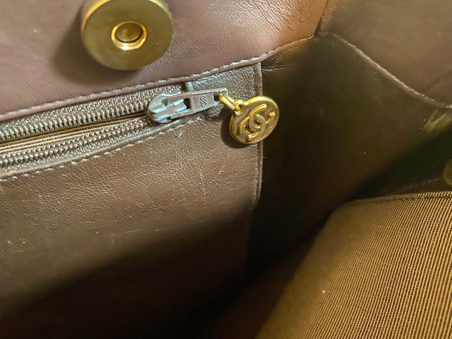 1986 Chanel Lambskin Tortoiseshell Chain Tote