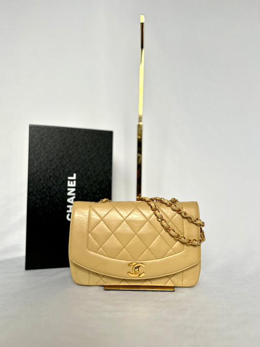 Vintage Chanel Beige Diana Small Flap Bag