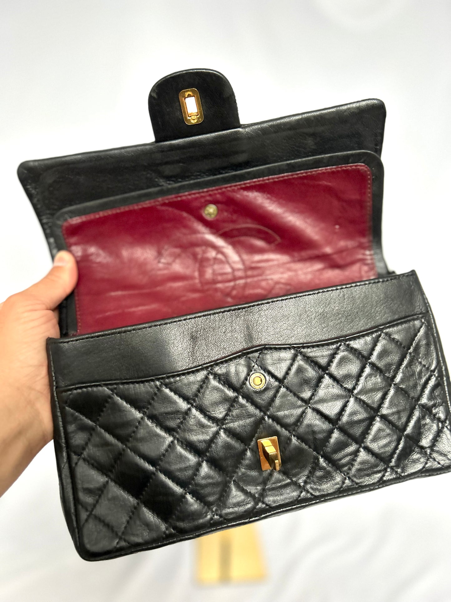 Black Medium Vintage Lambskin Chanel Classic Flap