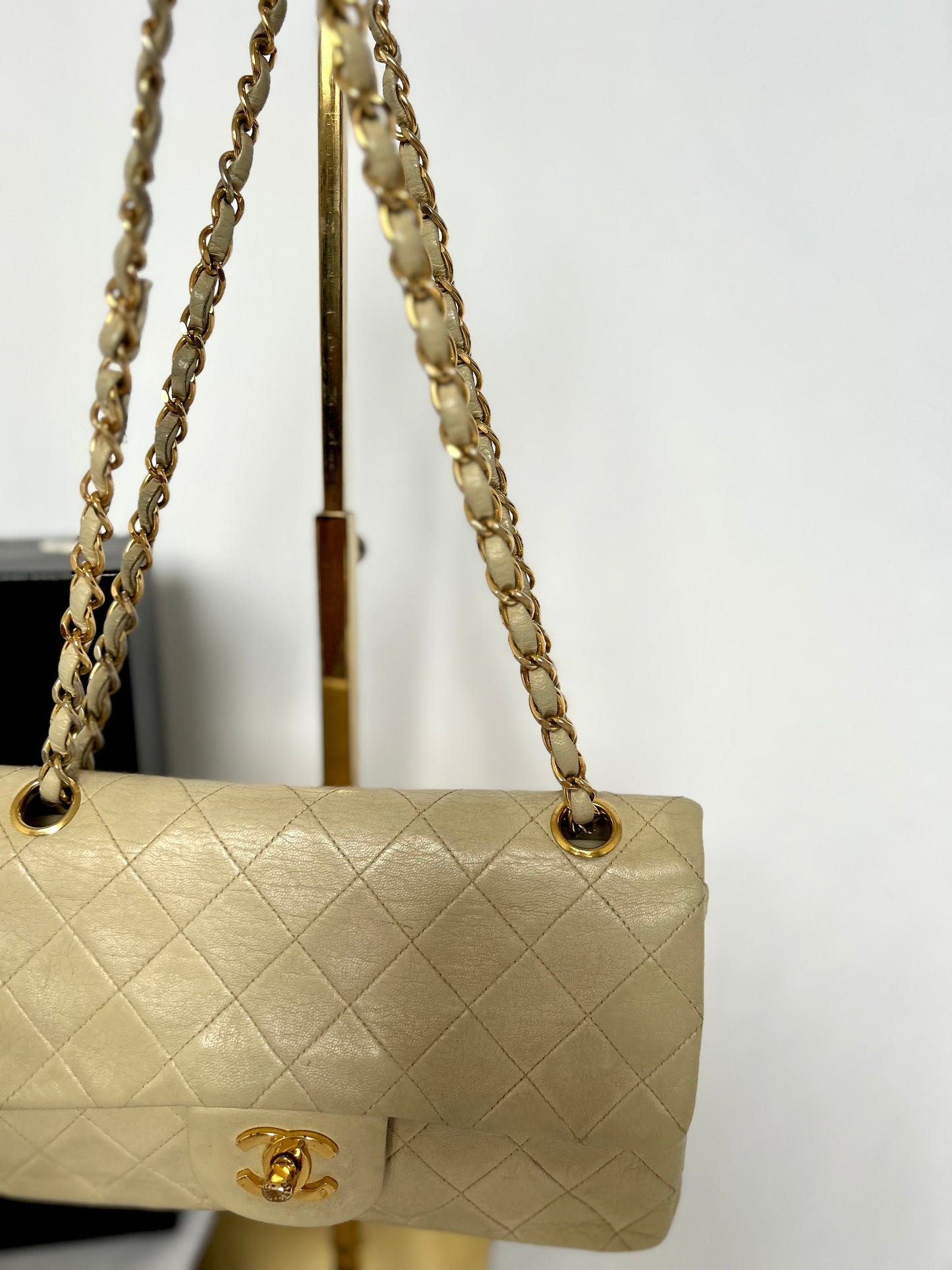 Beige Chanel Vintage Lambskin Medium Classic Flap
