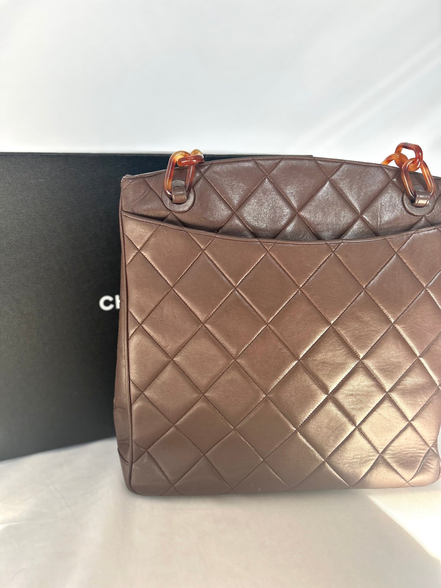 1986 Chanel Lambskin Tortoiseshell Chain Tote