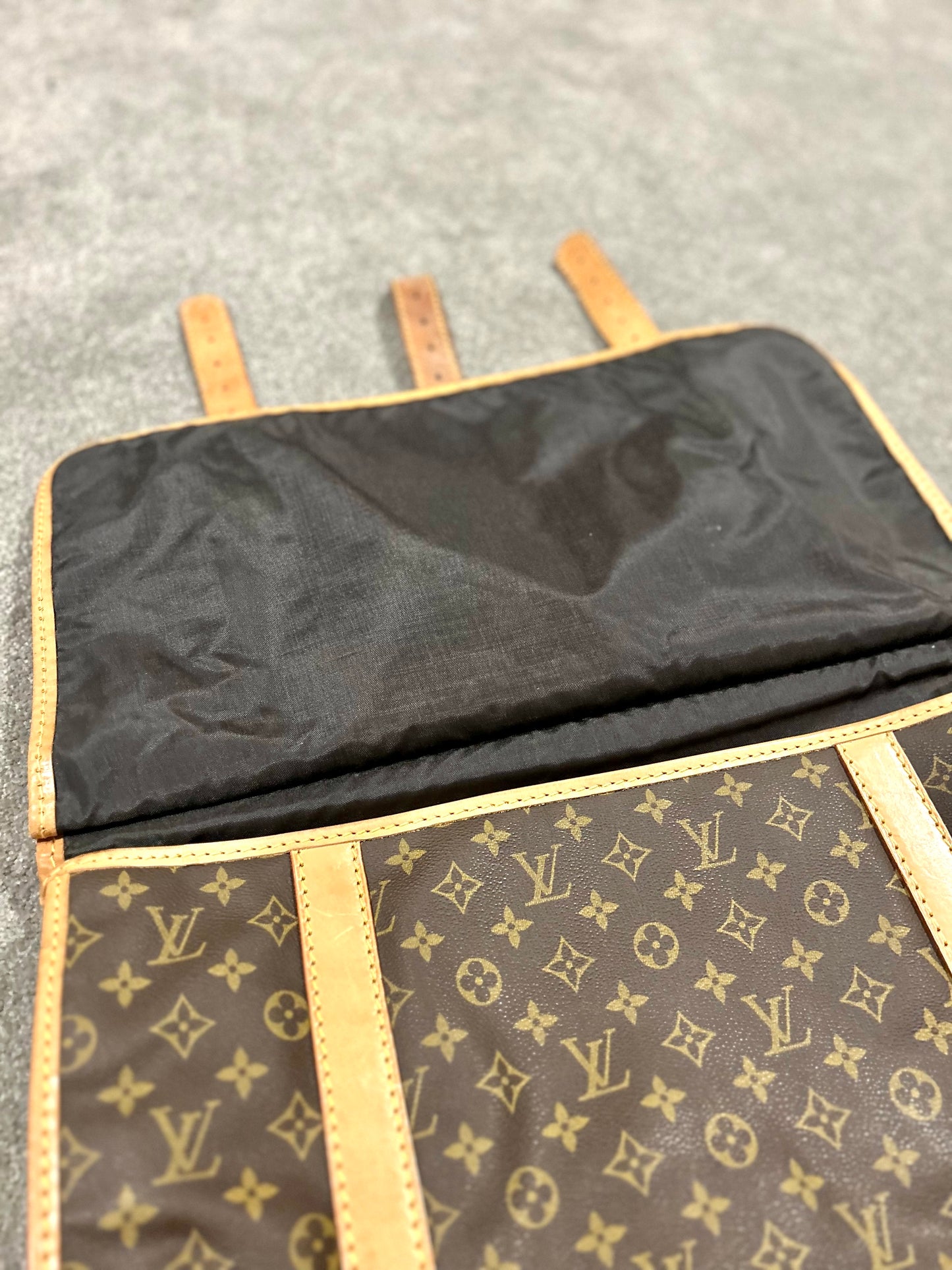 Louis Vuitton Monogram Sac Kleber