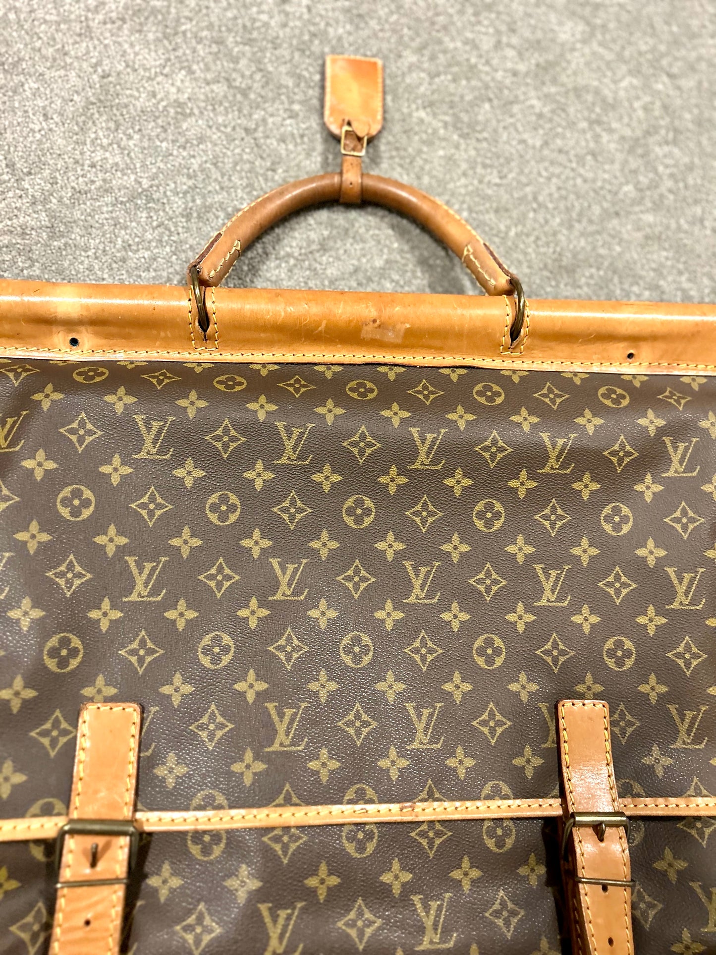 Louis Vuitton Monogram Sac Kleber