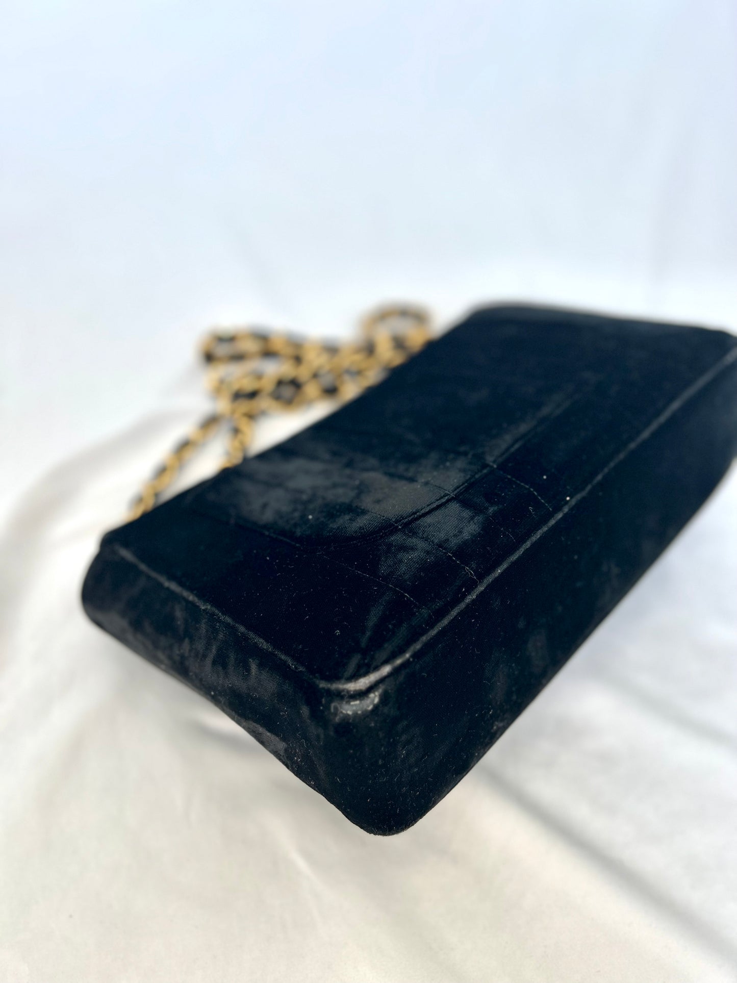 Chanel Velvet 1993-1994 Jumbo