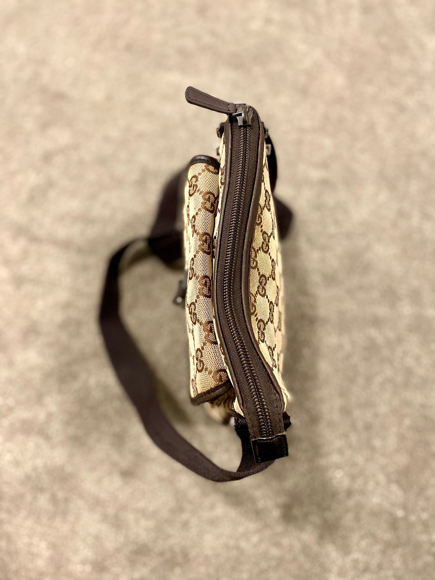Gucci Crossbody /Shoulder / Sling Bag