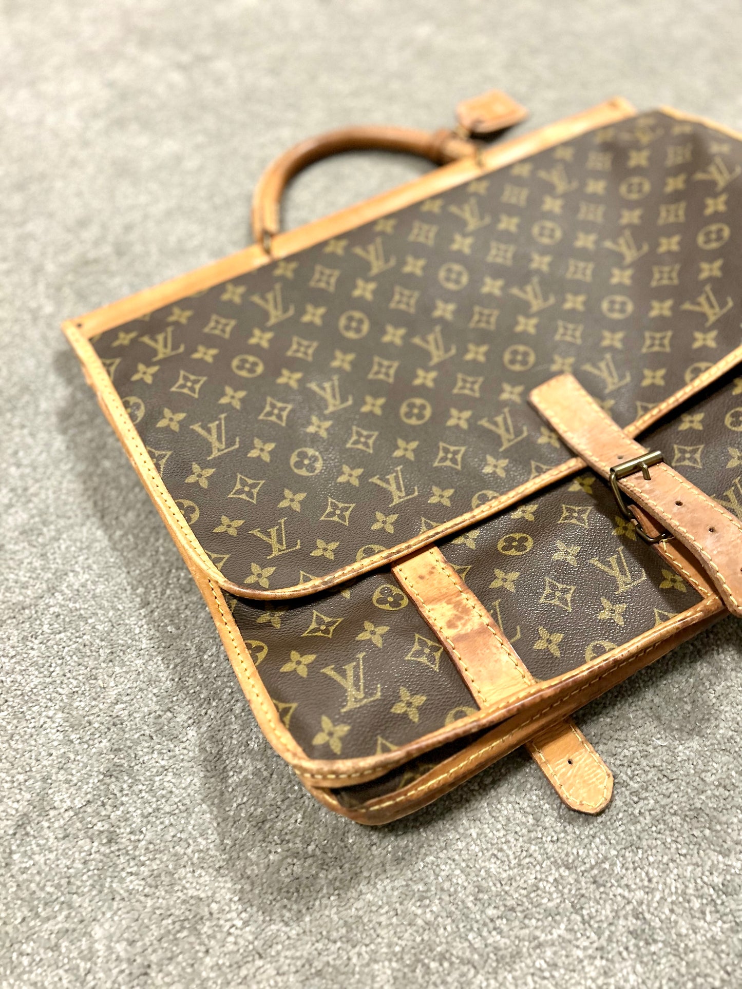 Louis Vuitton Monogram Sac Kleber