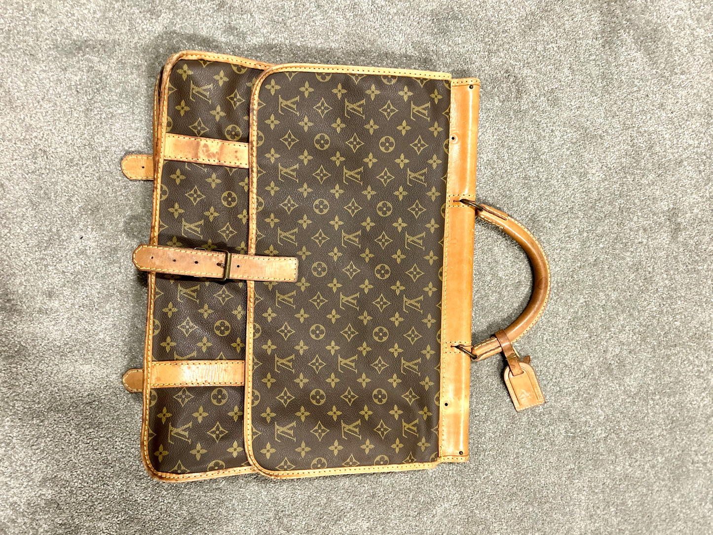 Louis Vuitton Monogram Sac Kleber