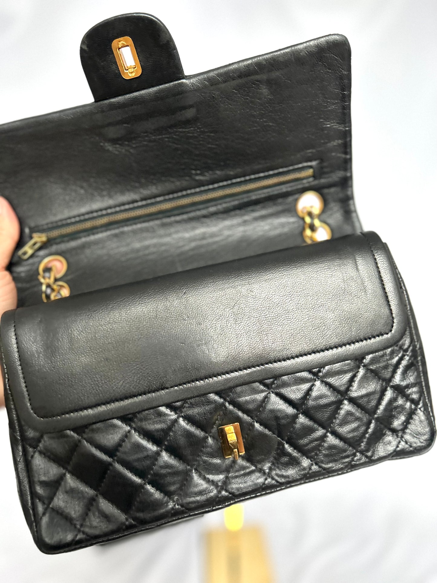 Black Medium Vintage Lambskin Chanel Classic Flap