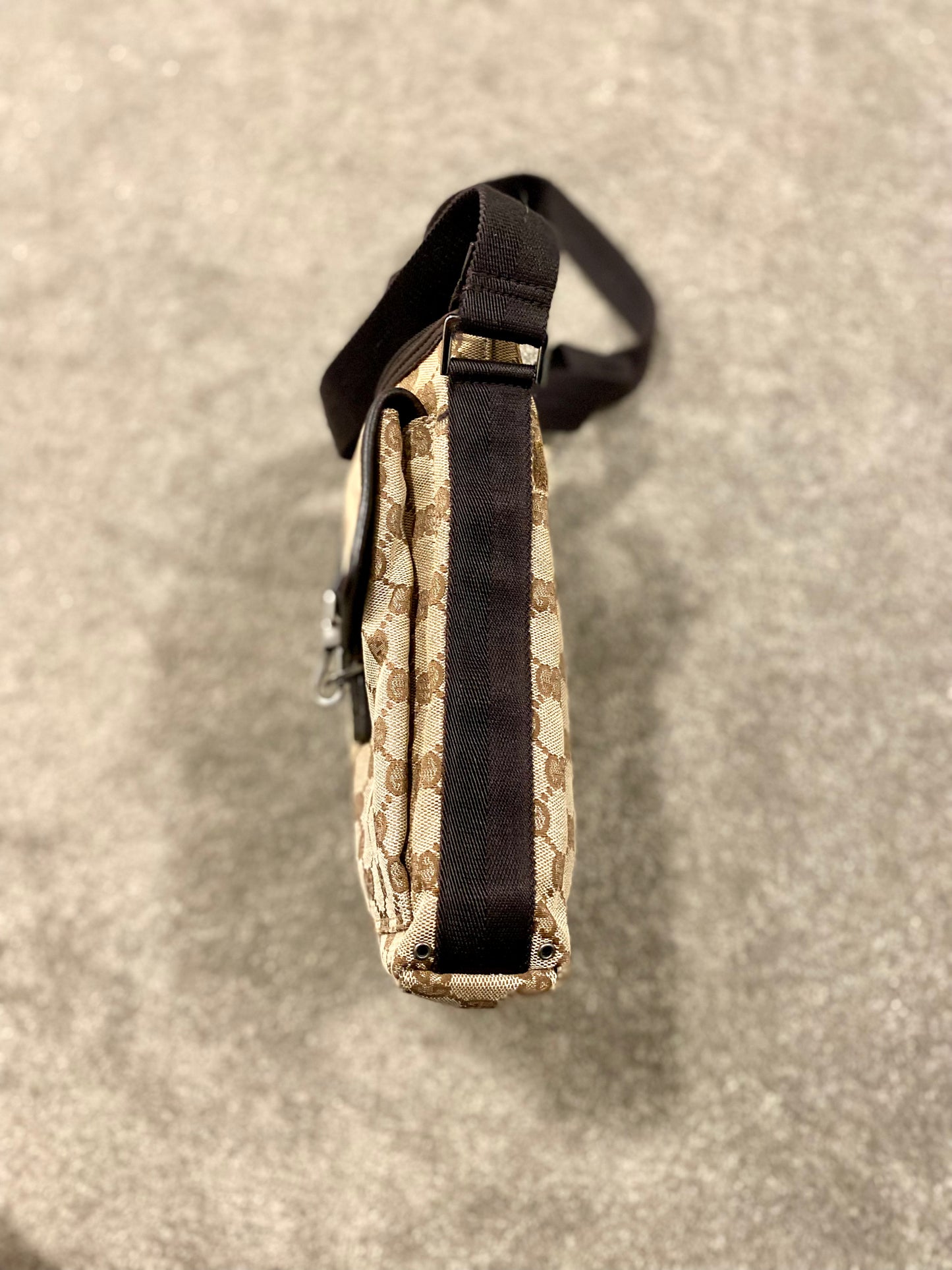 Gucci Crossbody /Shoulder / Sling Bag