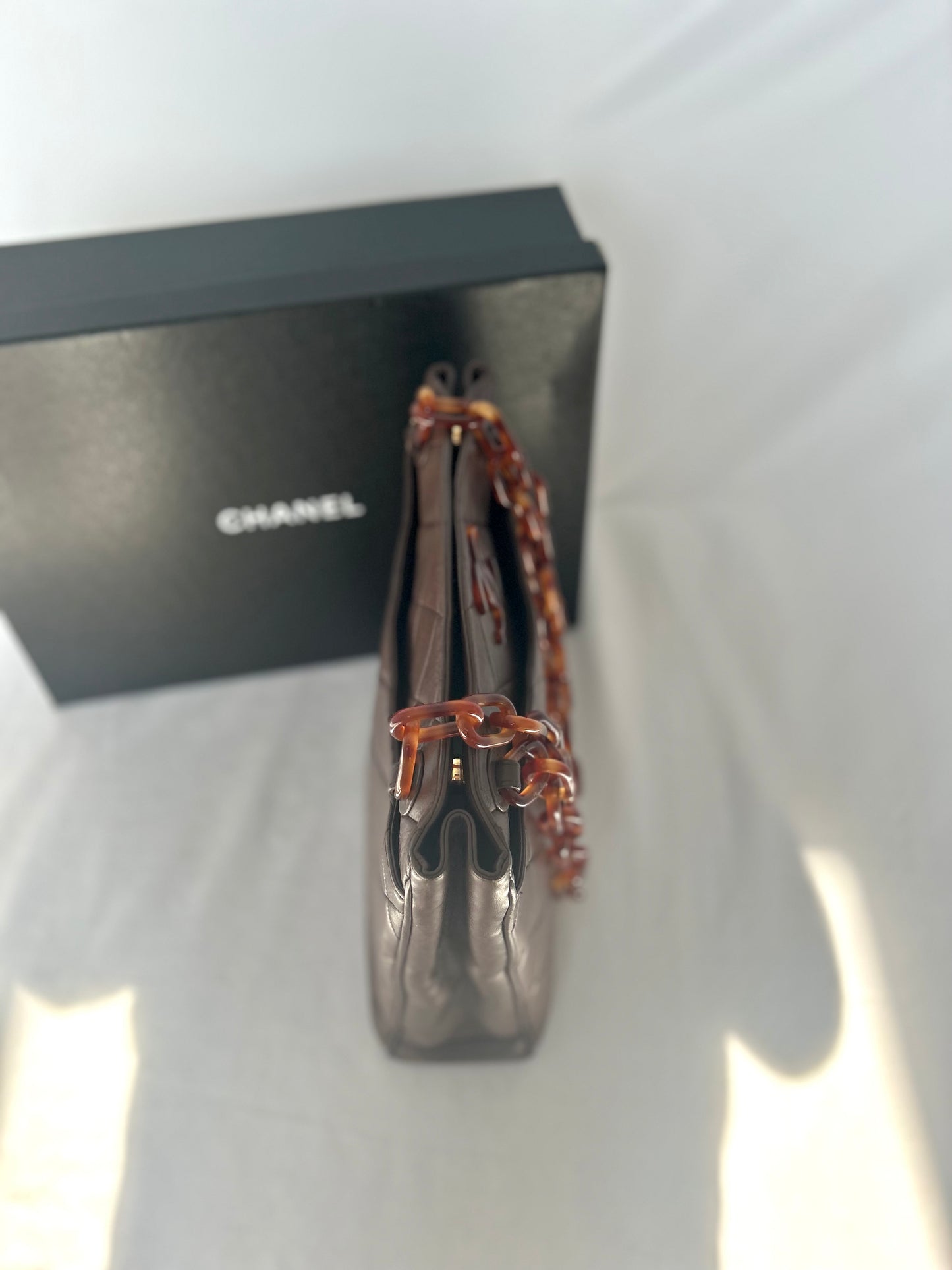 1986 Chanel Lambskin Tortoiseshell Chain Tote