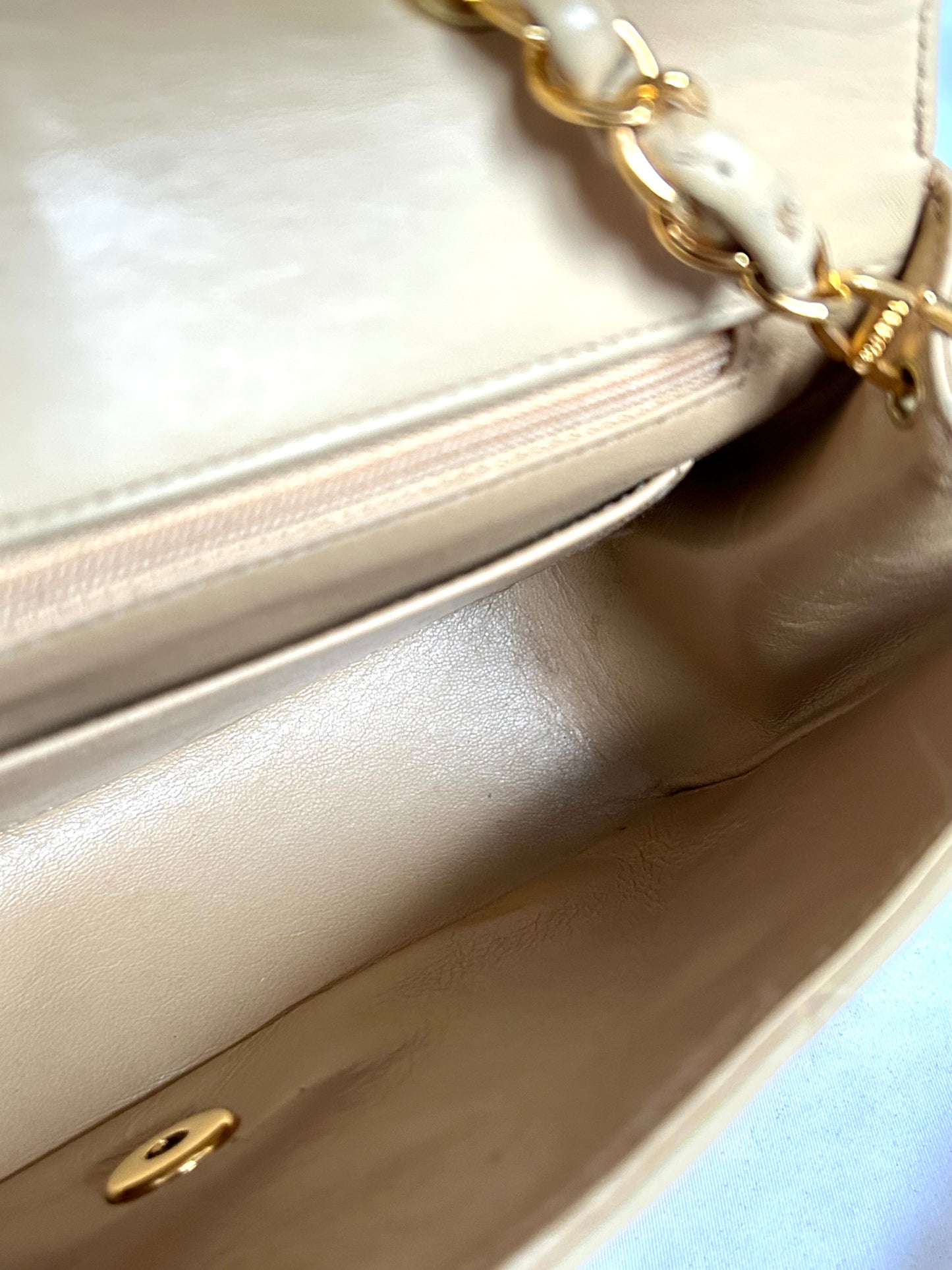 Vintage Chanel Beige Diana Small Flap Bag