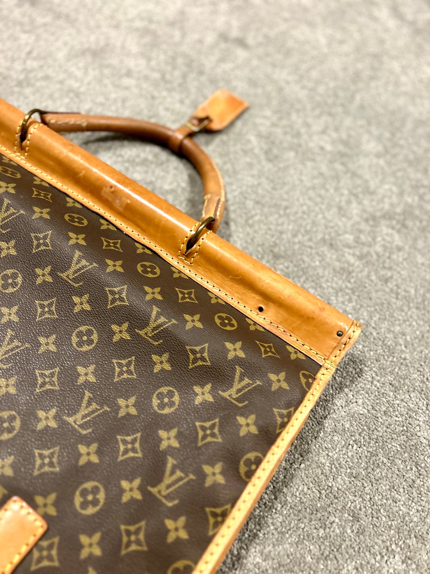 Louis Vuitton Monogram Sac Kleber