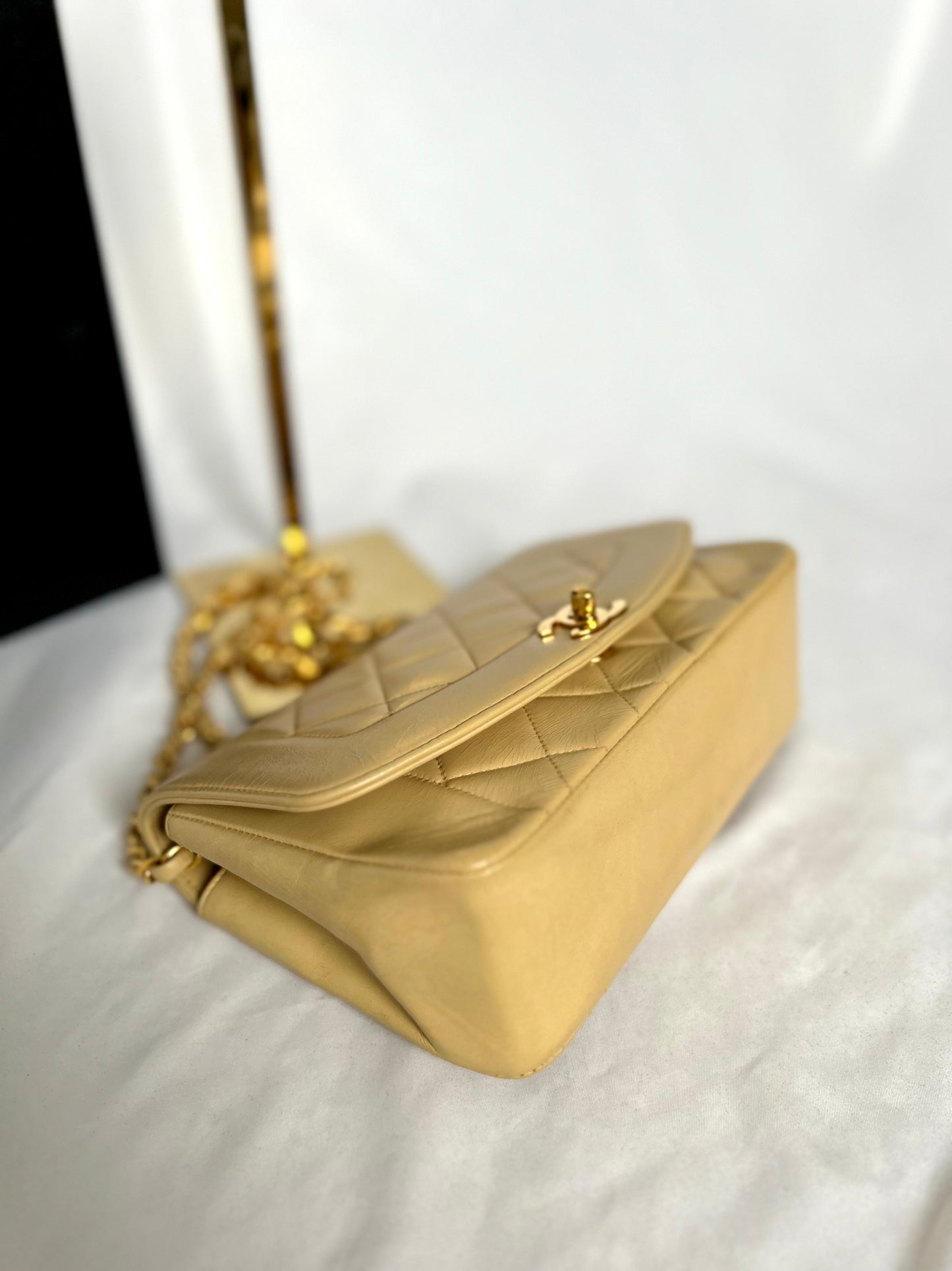 Vintage Chanel Beige Diana Small Flap Bag