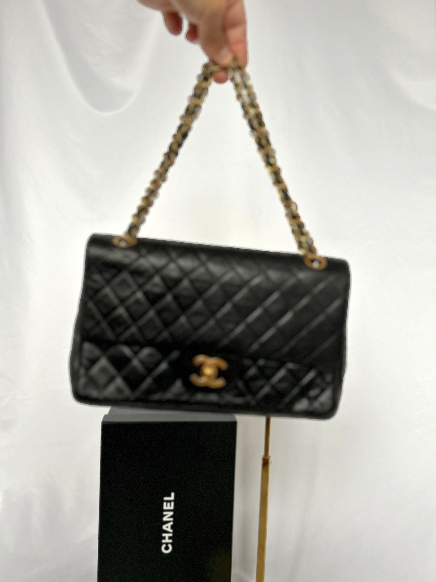 Black Medium Vintage Lambskin Chanel Classic Flap