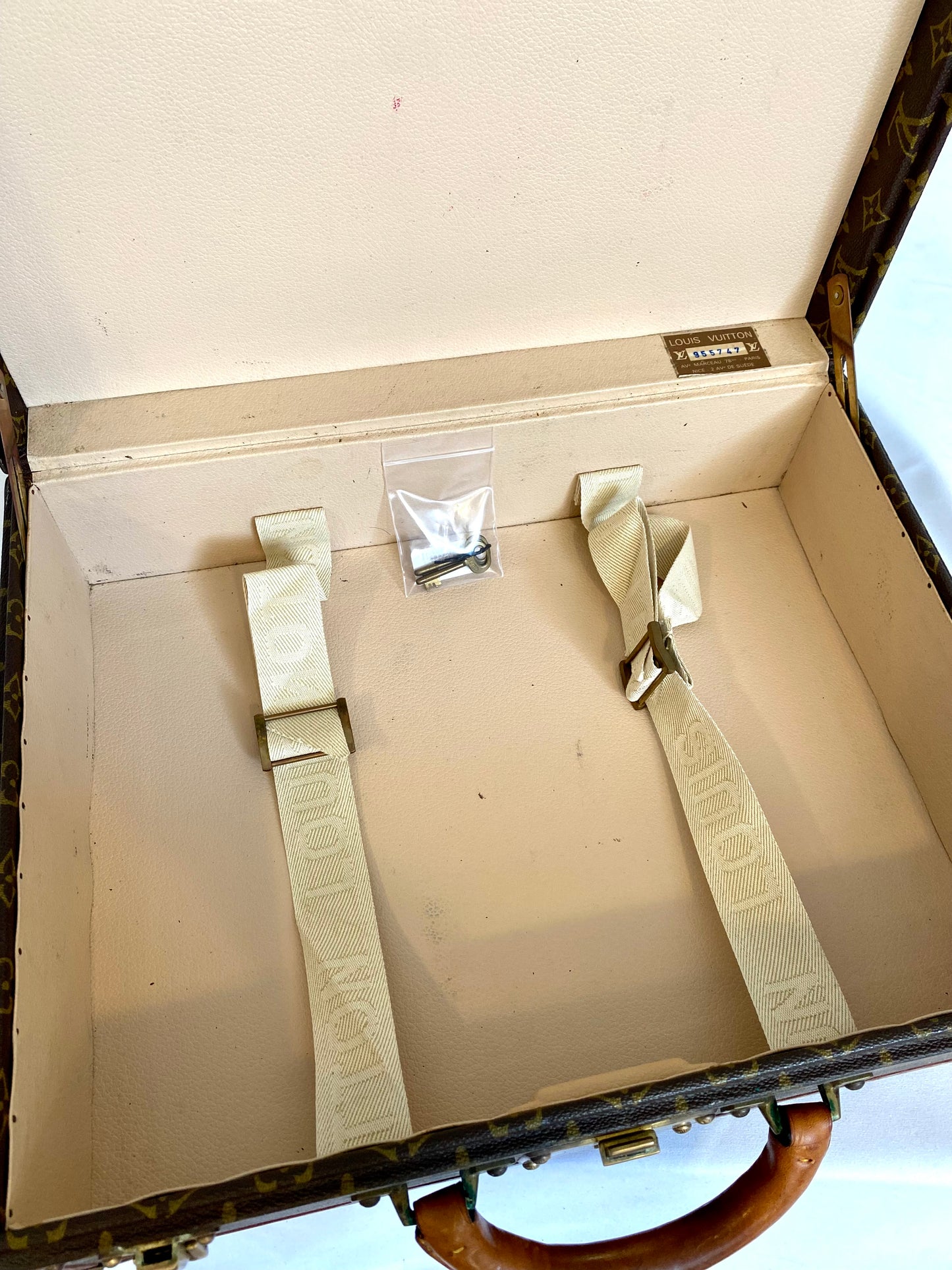 Louis Vuitton Kotoville 45 Briefcase