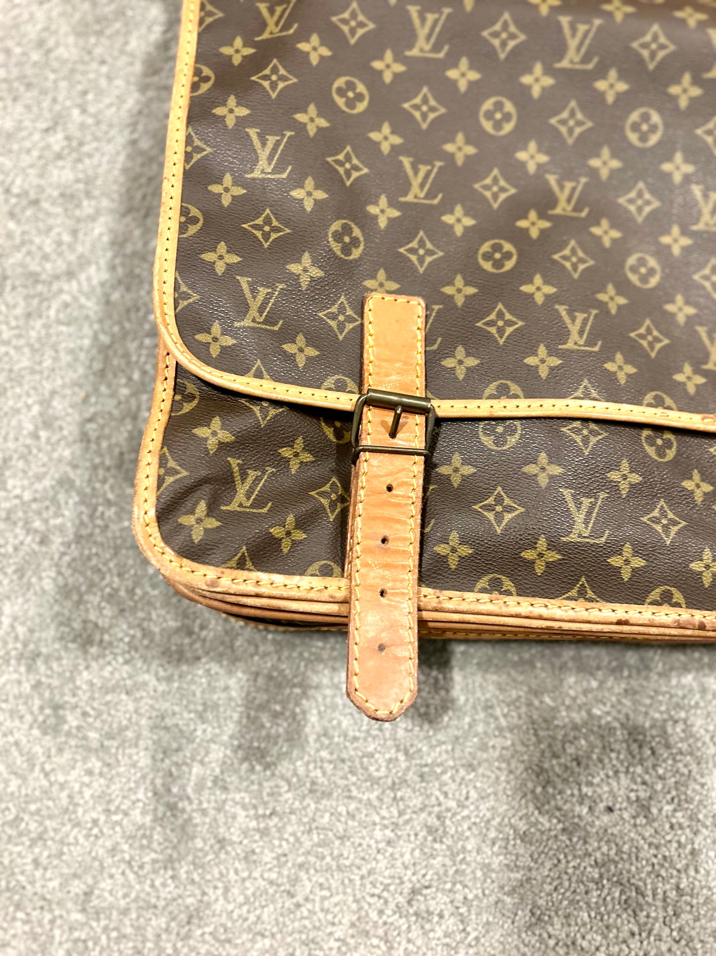 Louis Vuitton Monogram Sac Kleber