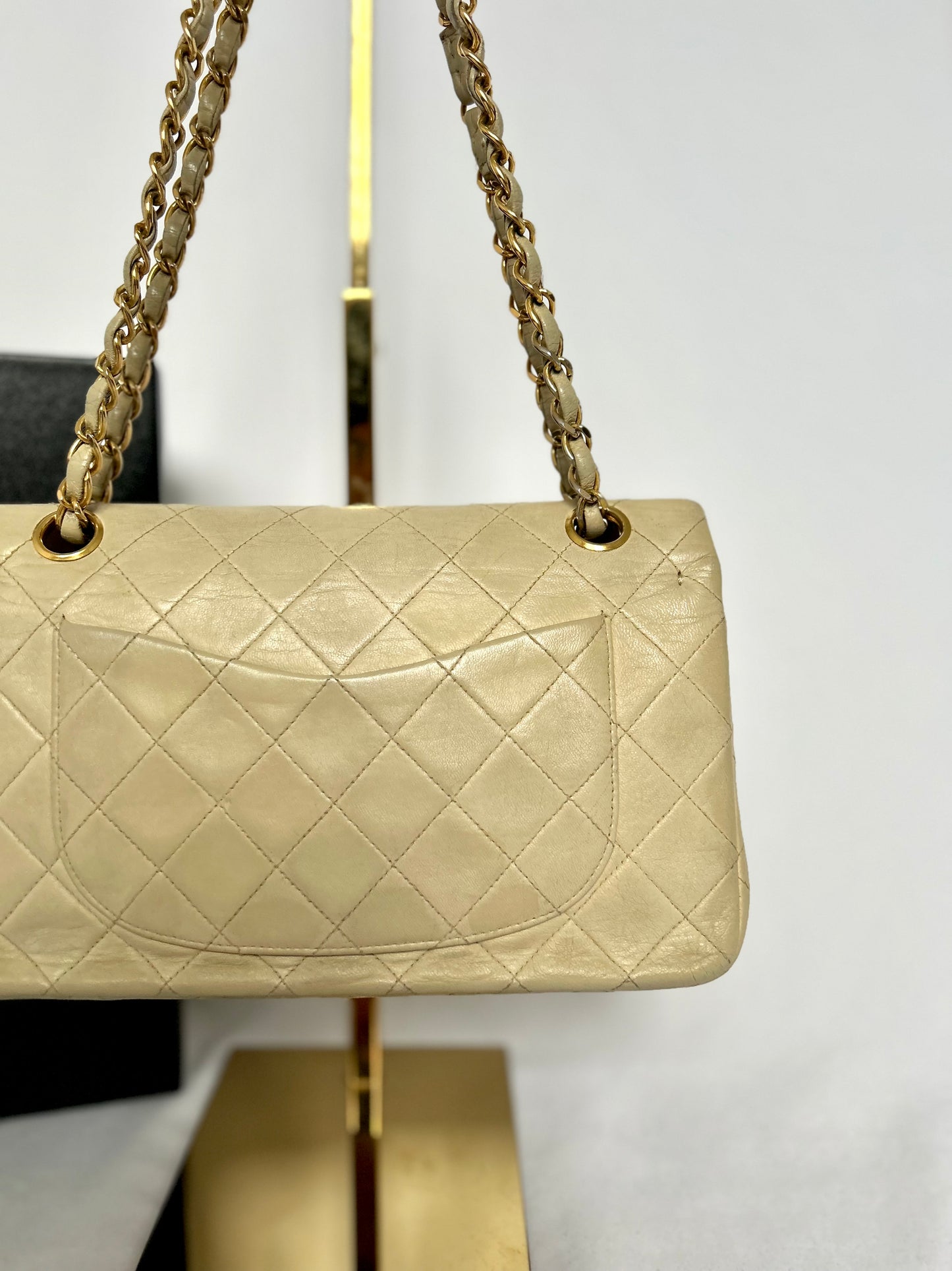 Beige Chanel Vintage Lambskin Medium Classic Flap