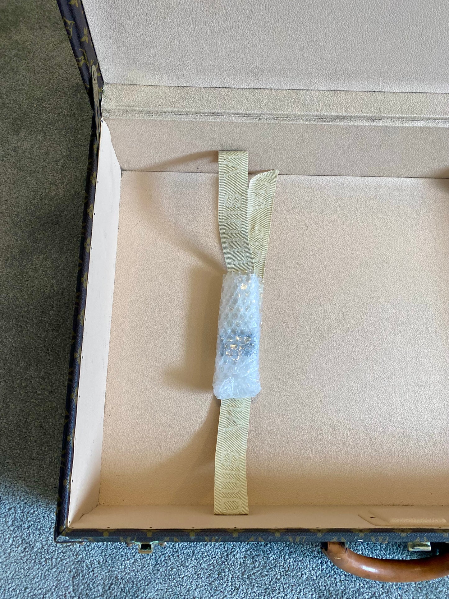 Louis Vuitton Trunk
