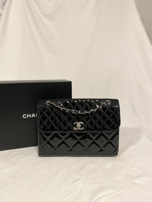 Chanel Maxi Patent Leather Silver Hardware