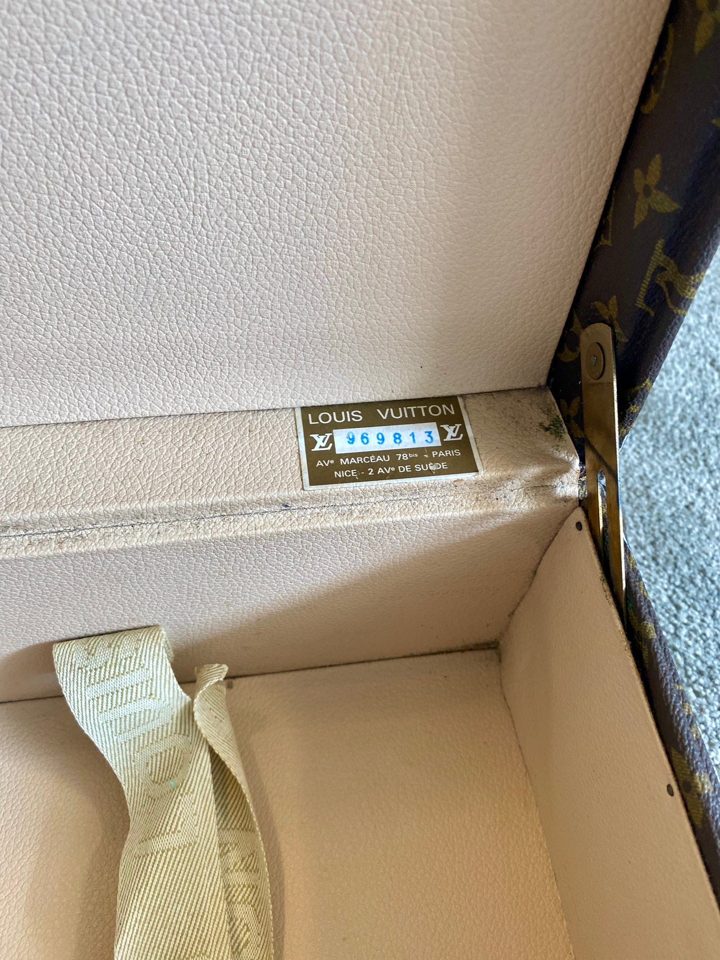 Louis Vuitton Trunk