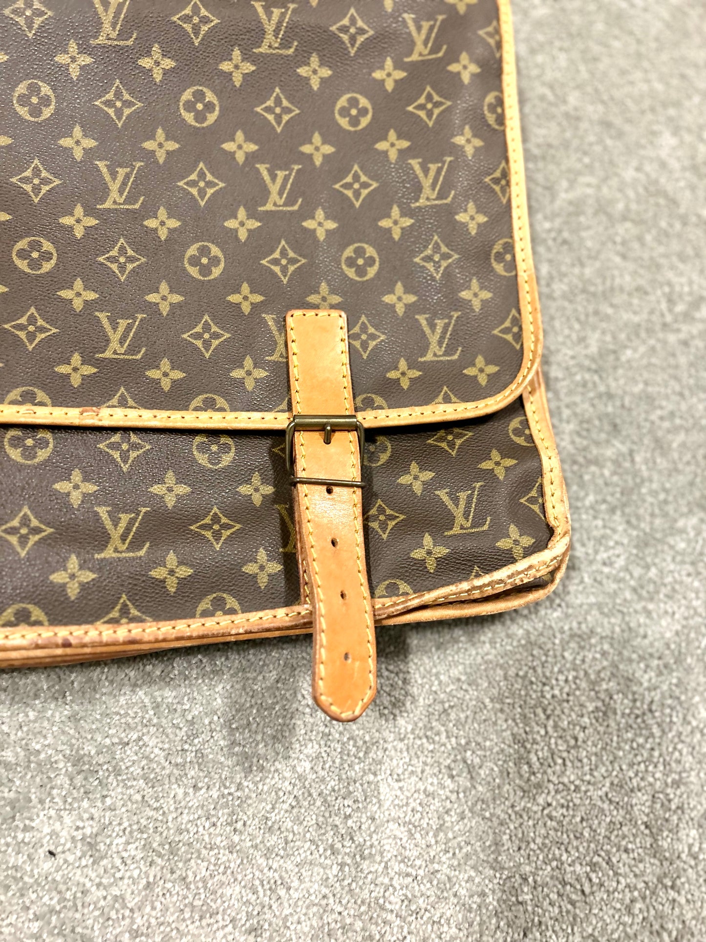 Louis Vuitton Monogram Sac Kleber