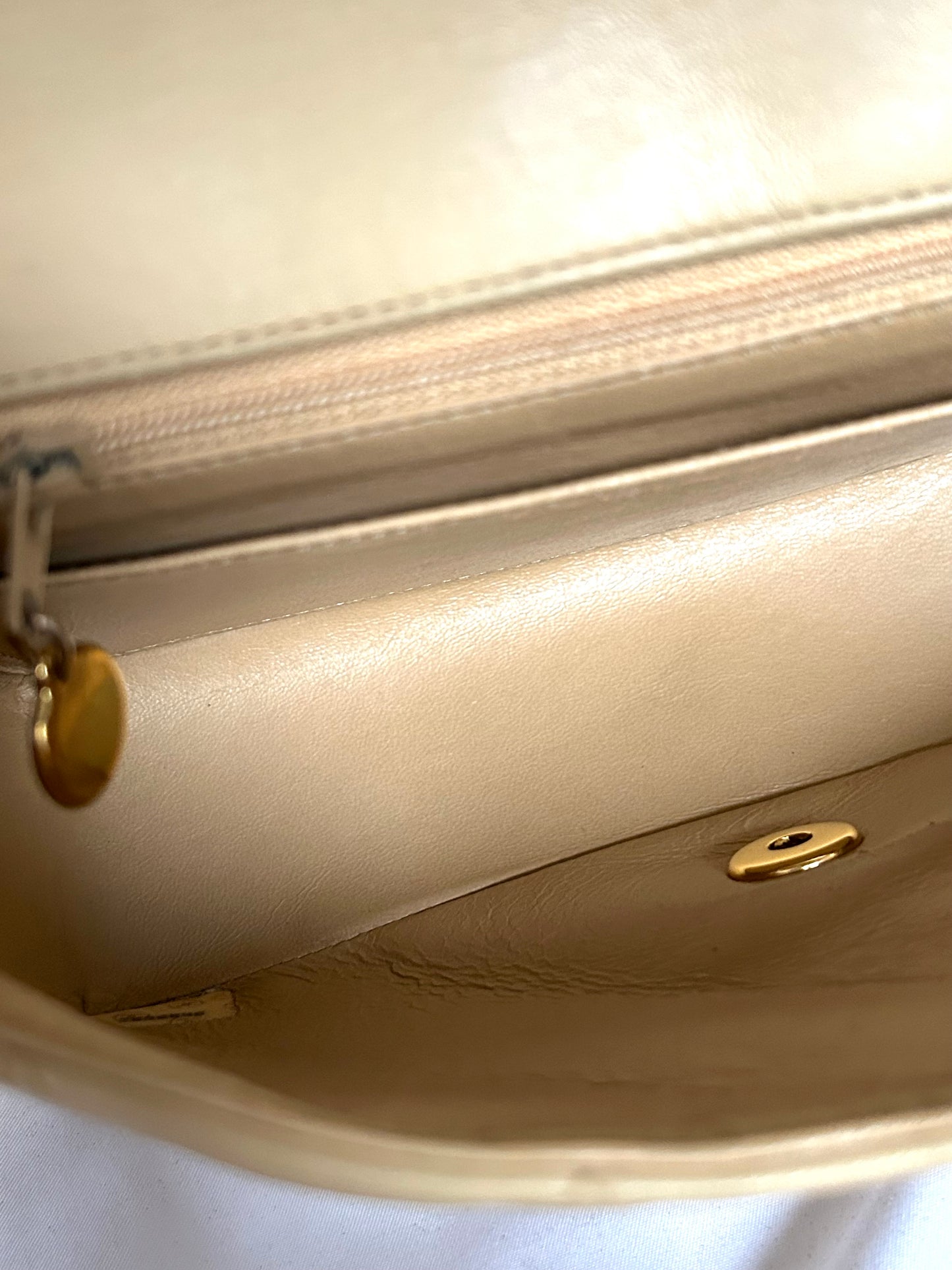 Vintage Chanel Beige Diana Small Flap Bag