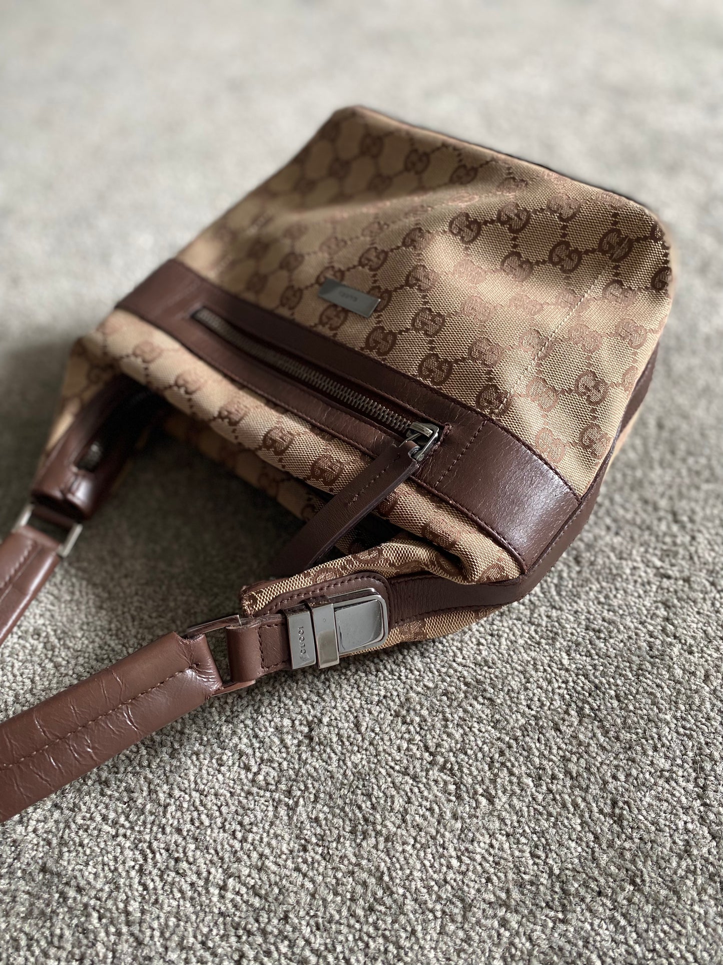 Gucci Shoulder Bag