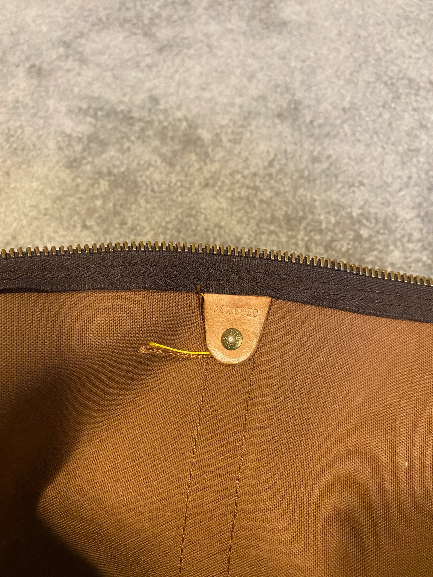 Louis Vuitton Keepall Bandoulière 60