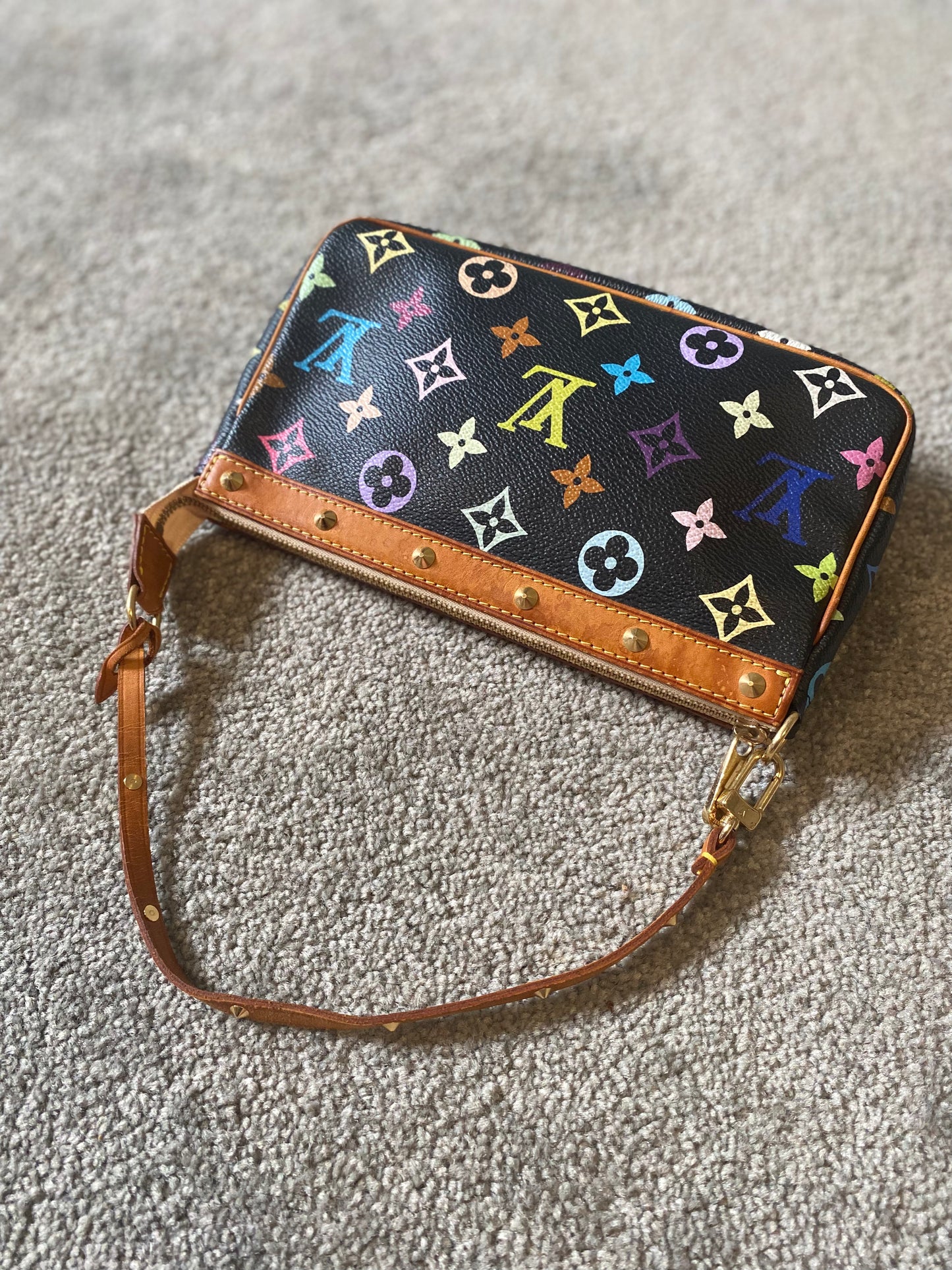 Louis Vuitton x Murakami Pochette