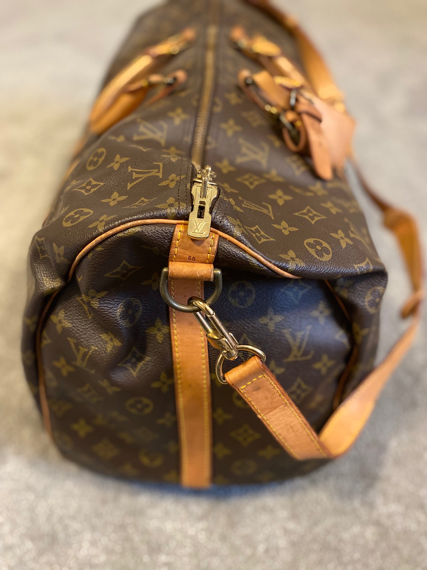 Louis Vuitton Keepall Bandoulière 60