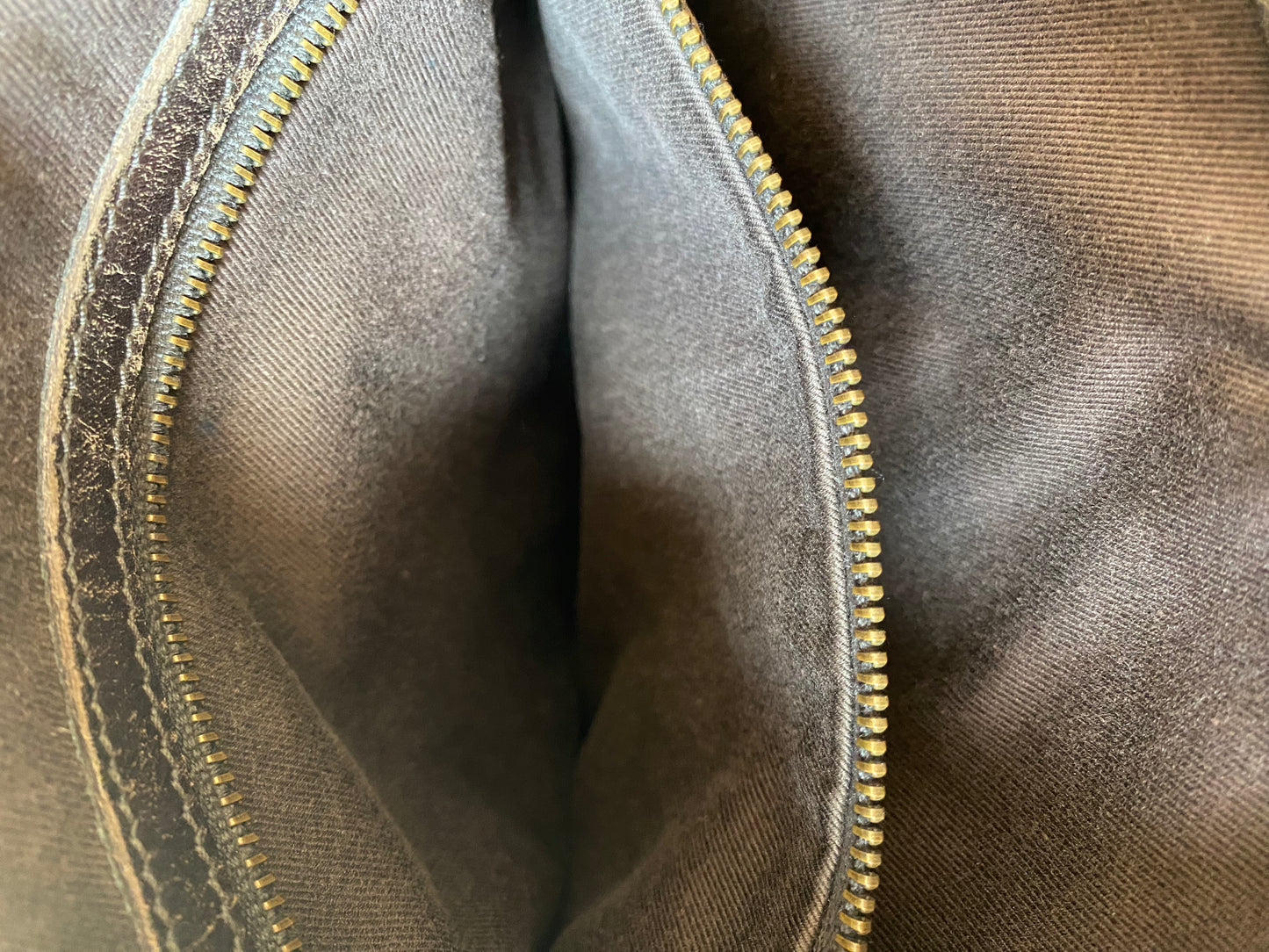 Gucci Messenger / Crossbody Bag