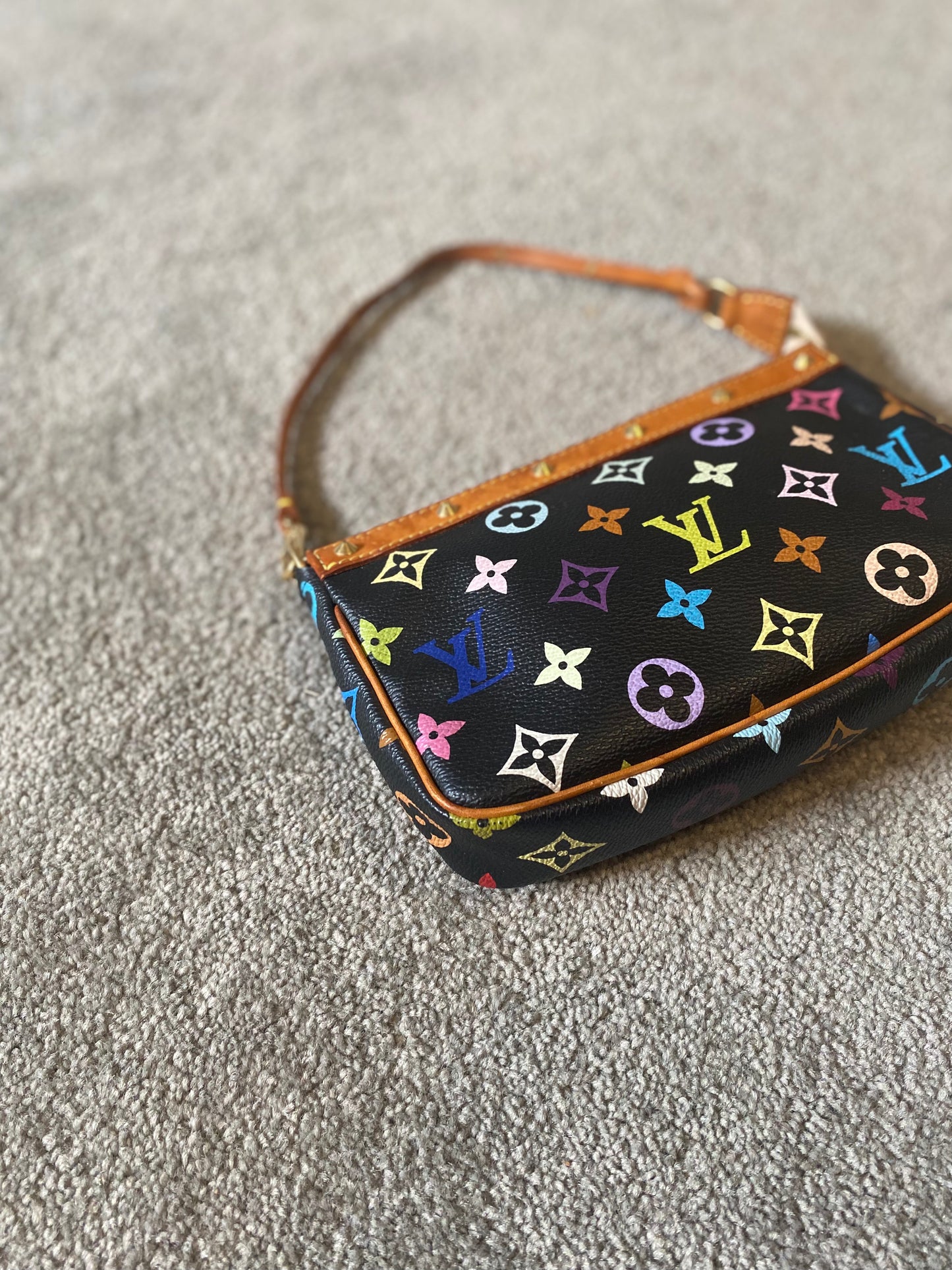 Louis Vuitton x Murakami Pochette