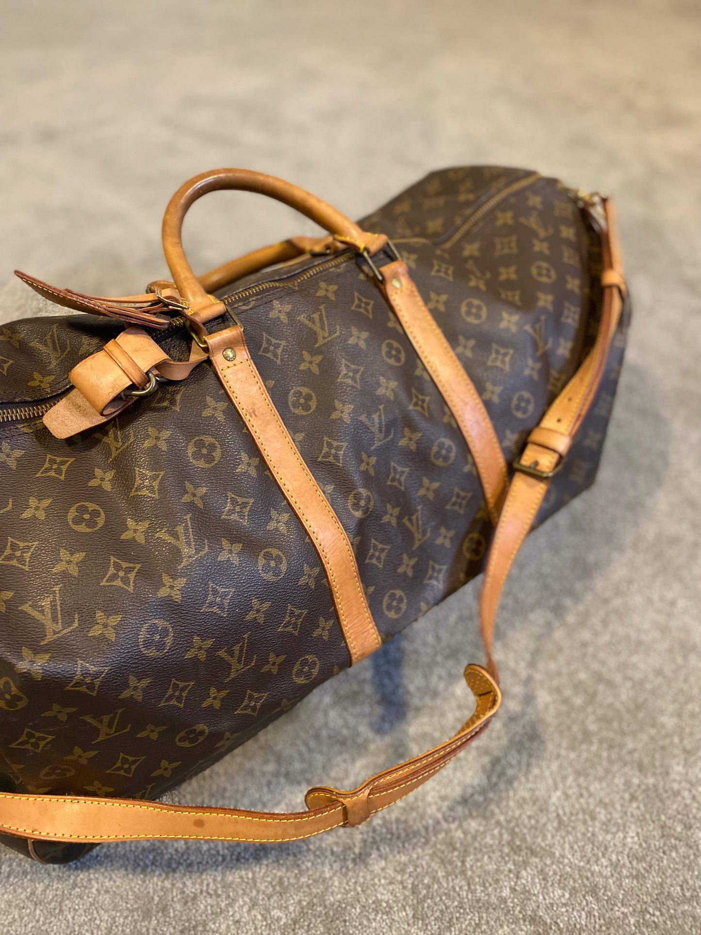 Louis Vuitton Keepall Bandoulière 60
