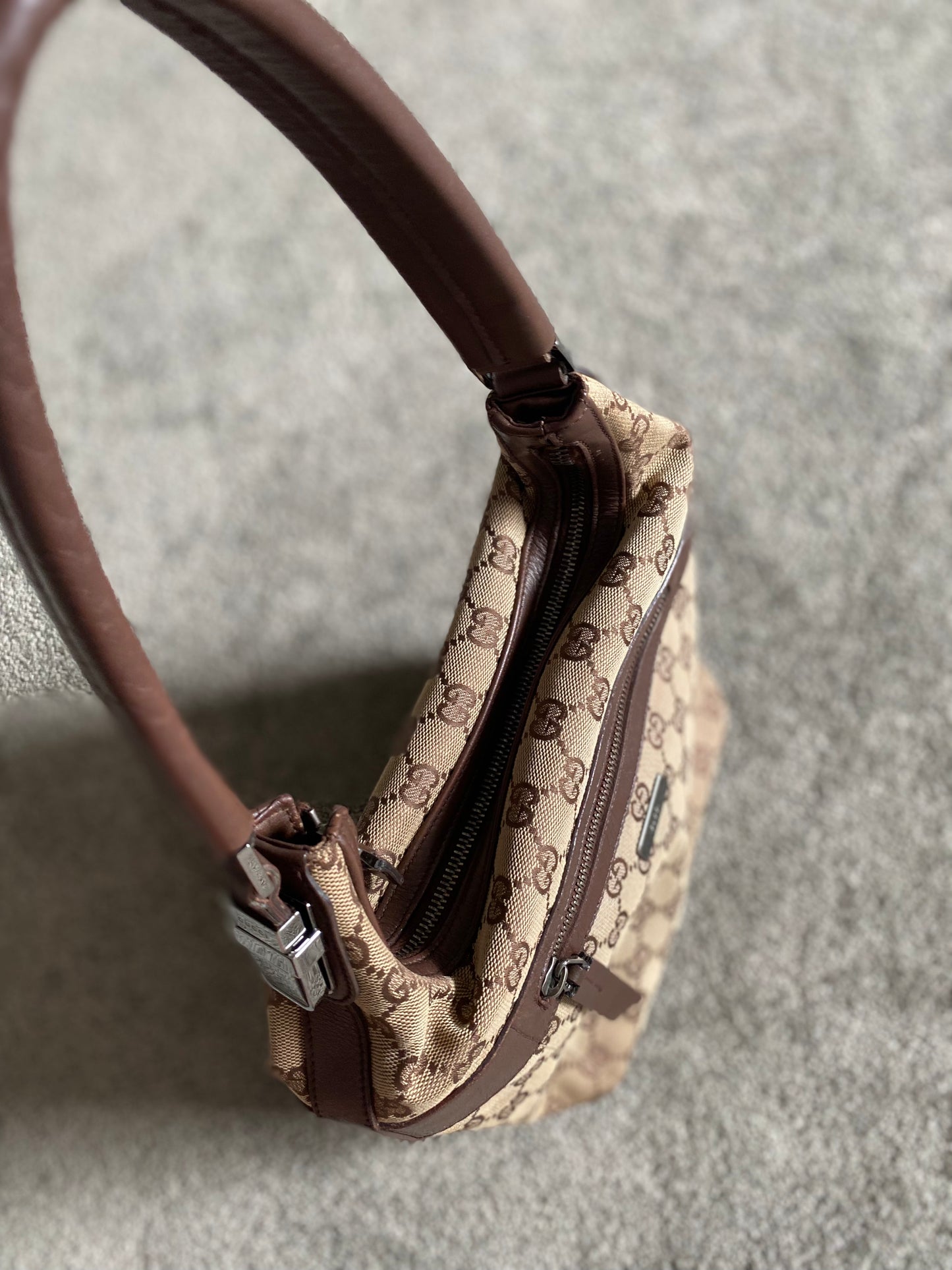 Gucci Shoulder Bag