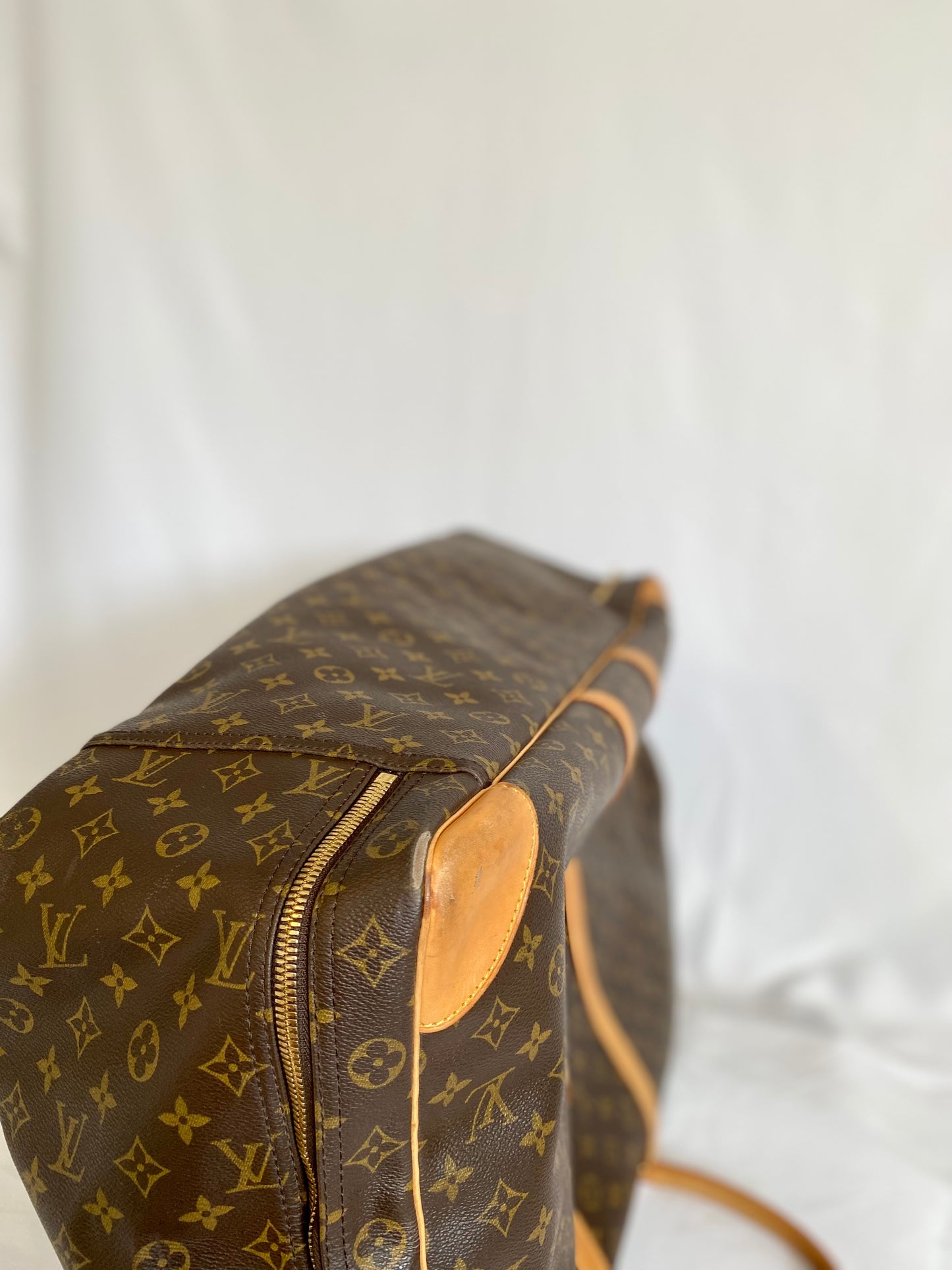 Louis Vuitton Sirius Luggage