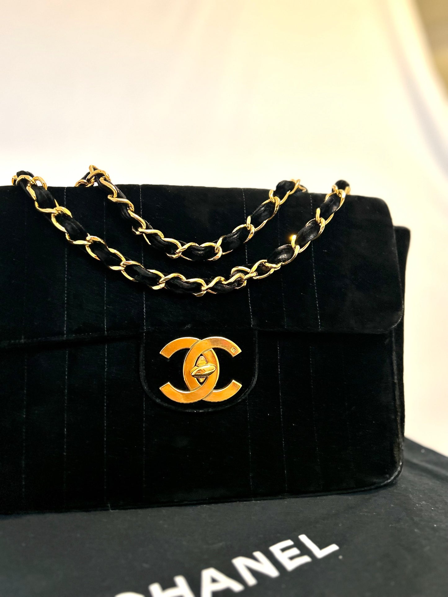 Chanel Velvet 1993-1994 Jumbo