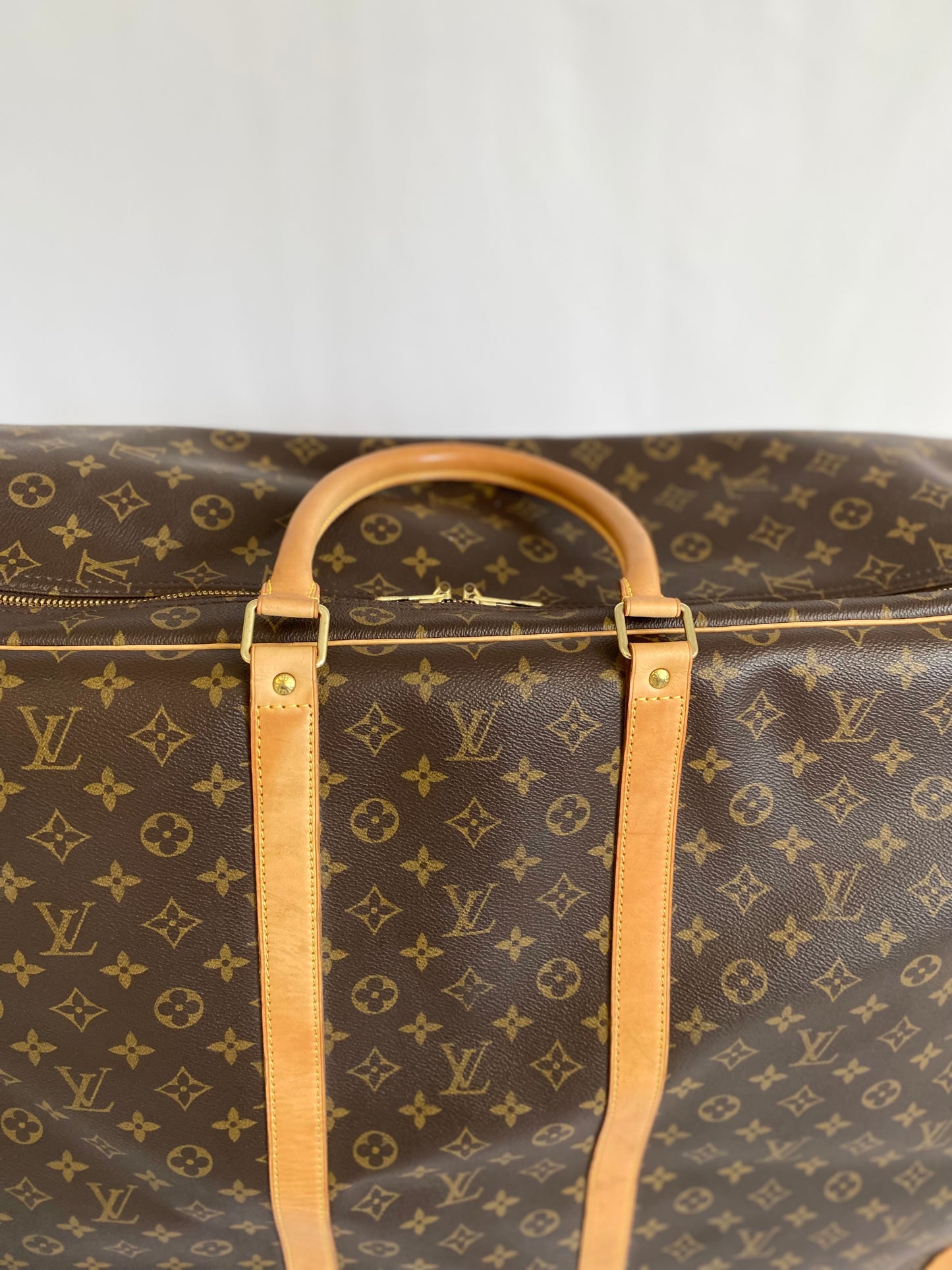 Louis Vuitton Sirius Luggage