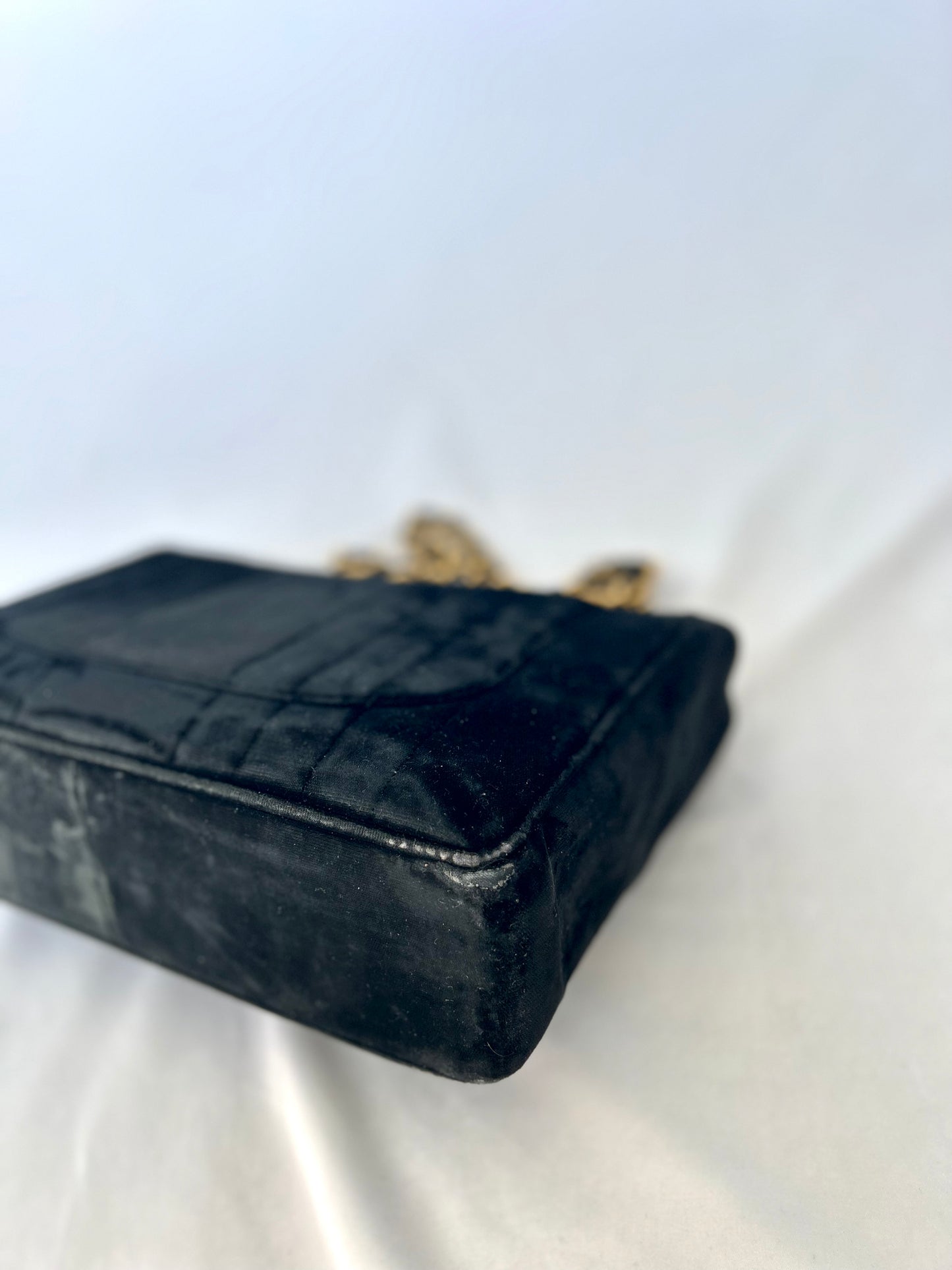 Chanel Velvet 1993-1994 Jumbo