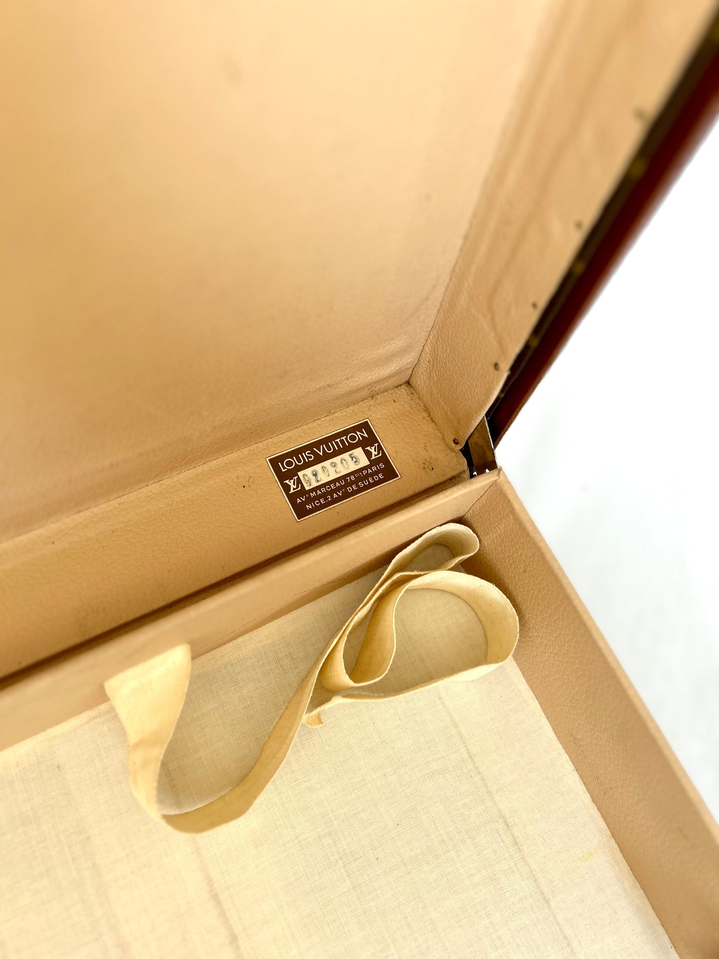 Louis Vuitton Alzer Broken Handle