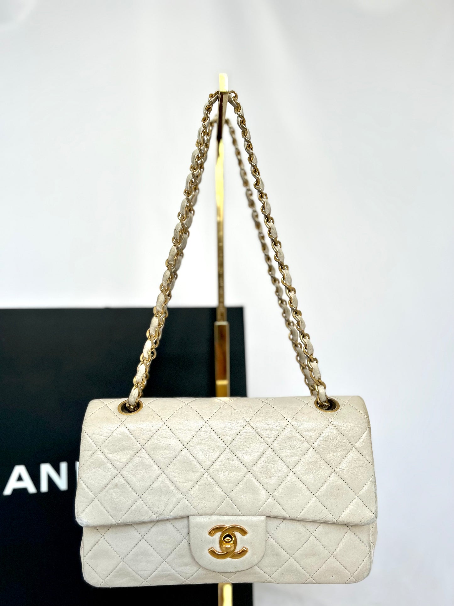 White Vintage Chanel Preloved Designer Lambskin Medium Classic Flap