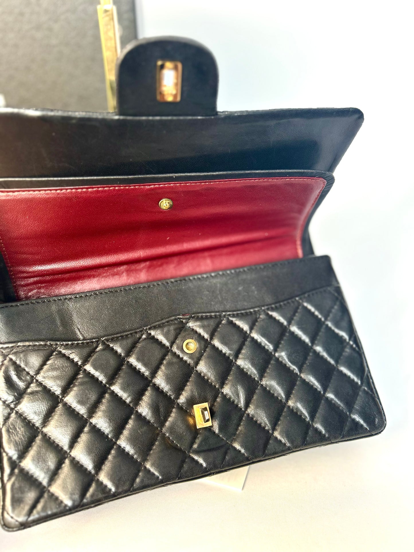 Authentic 1980s Chanel Black Lambskin Medium Classic Flap