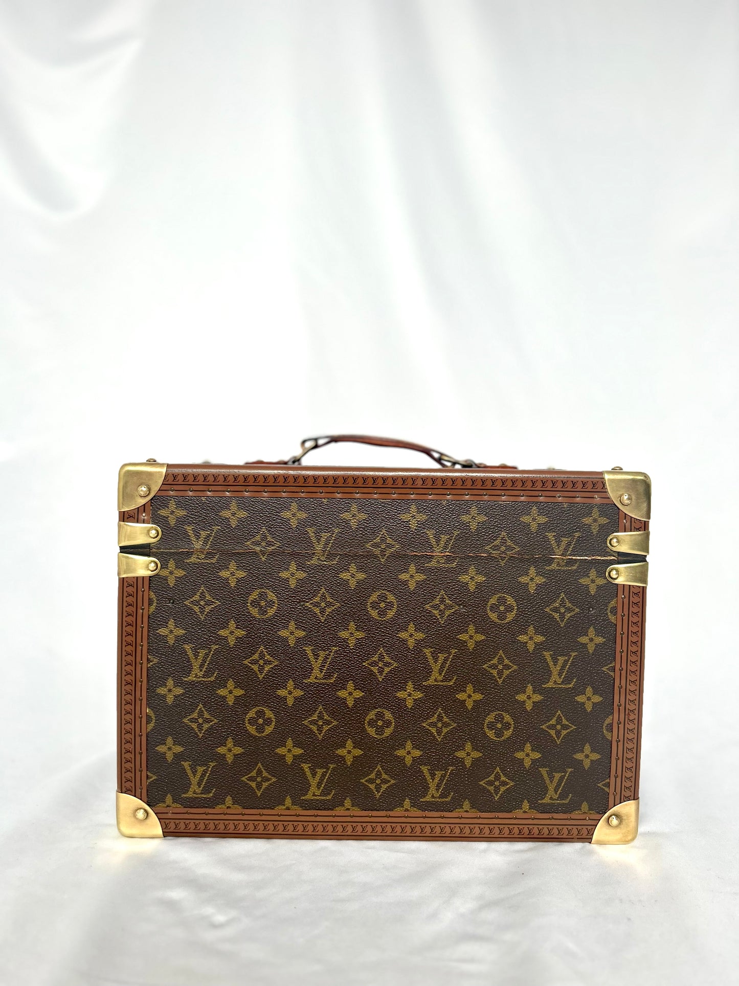 Louis Vuitton Vanity Boite Pharmacies Trunk