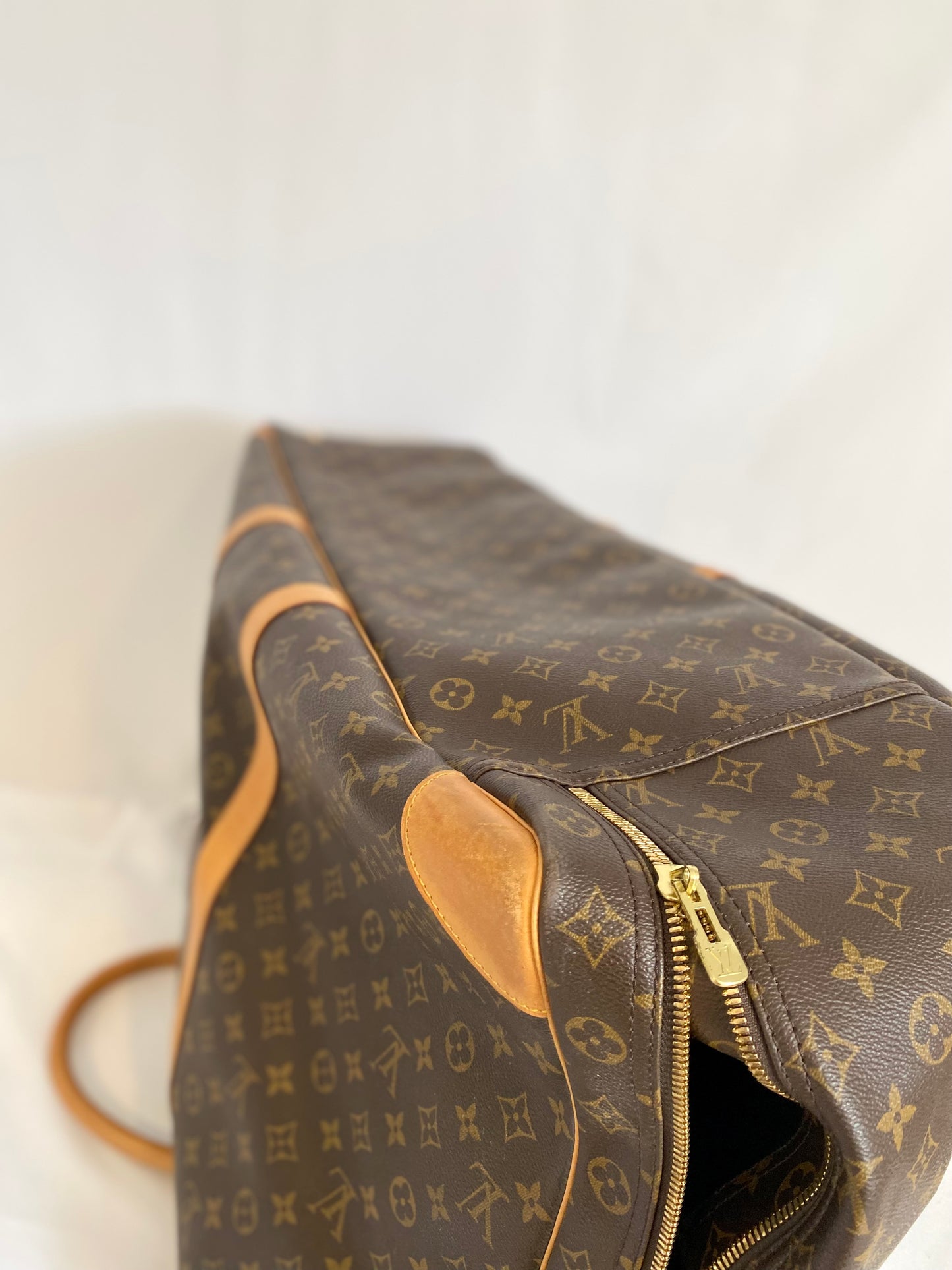 Louis Vuitton Sirius Luggage