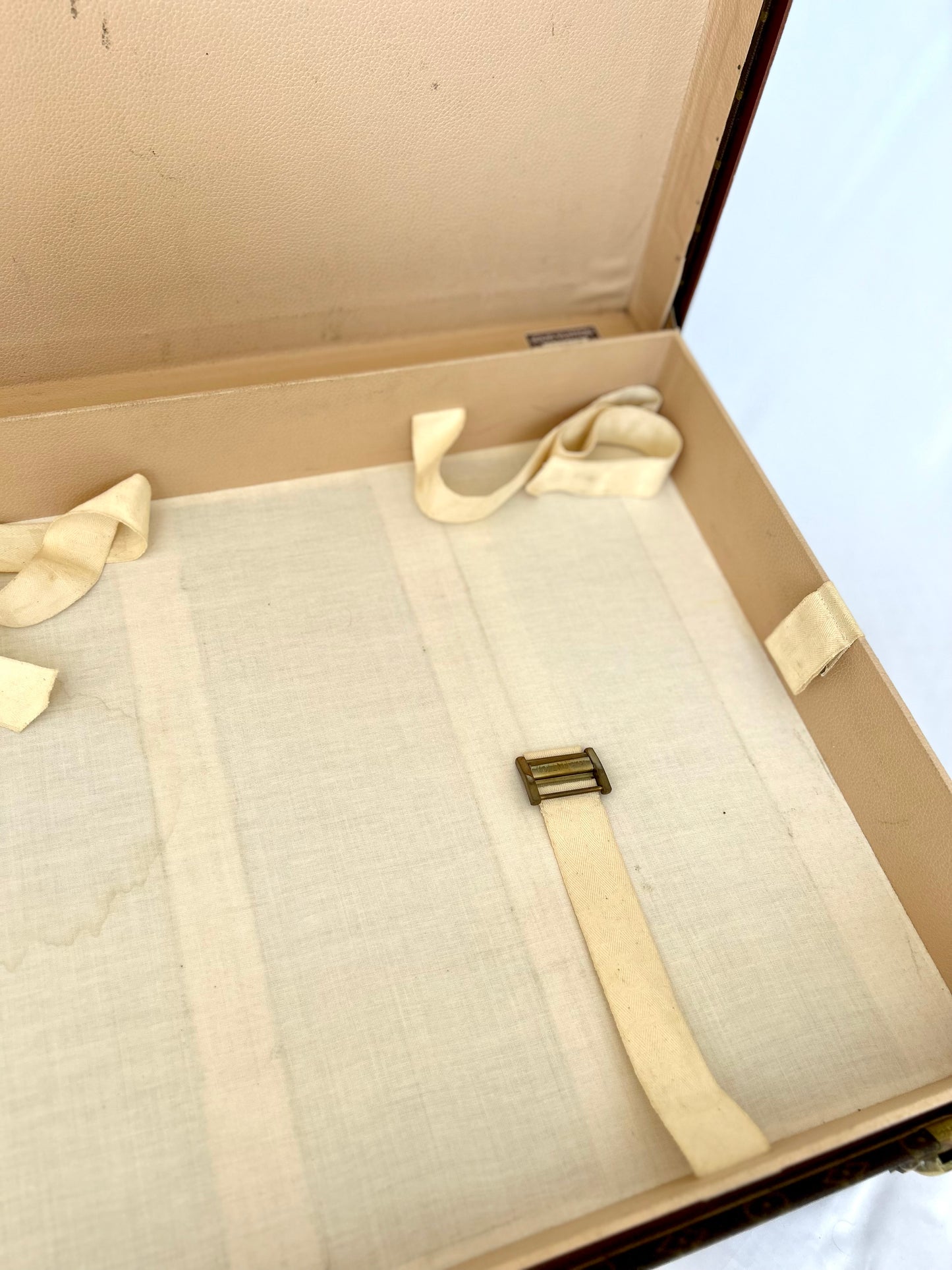 Louis Vuitton Alzer Broken Handle