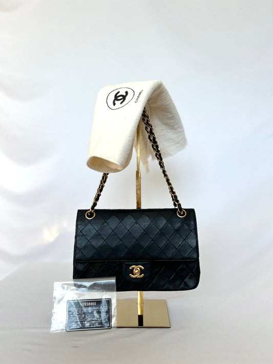 Authentic Vintage Medium Lambskin Chanel Classic Flap