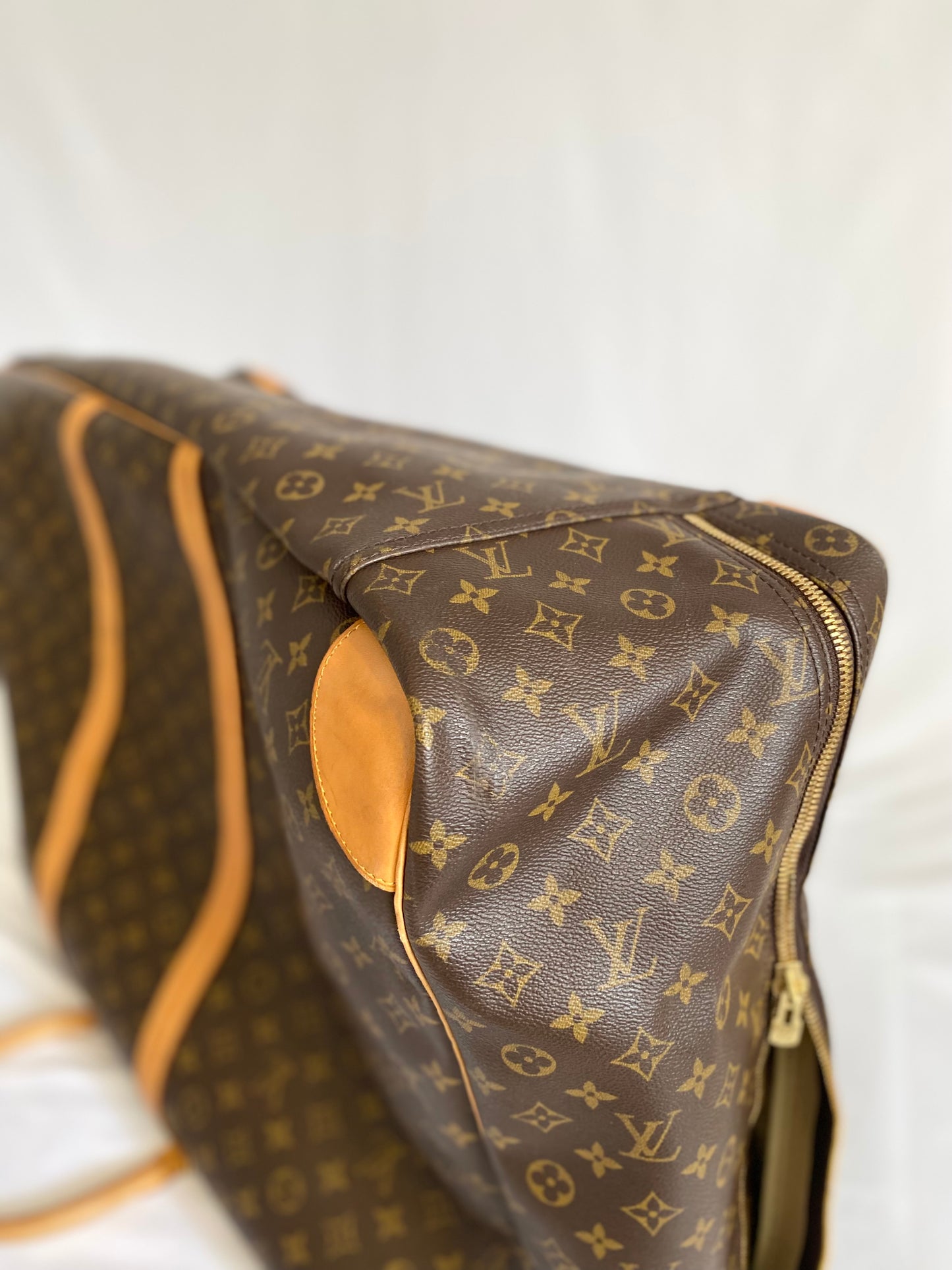 Louis Vuitton Sirius Luggage