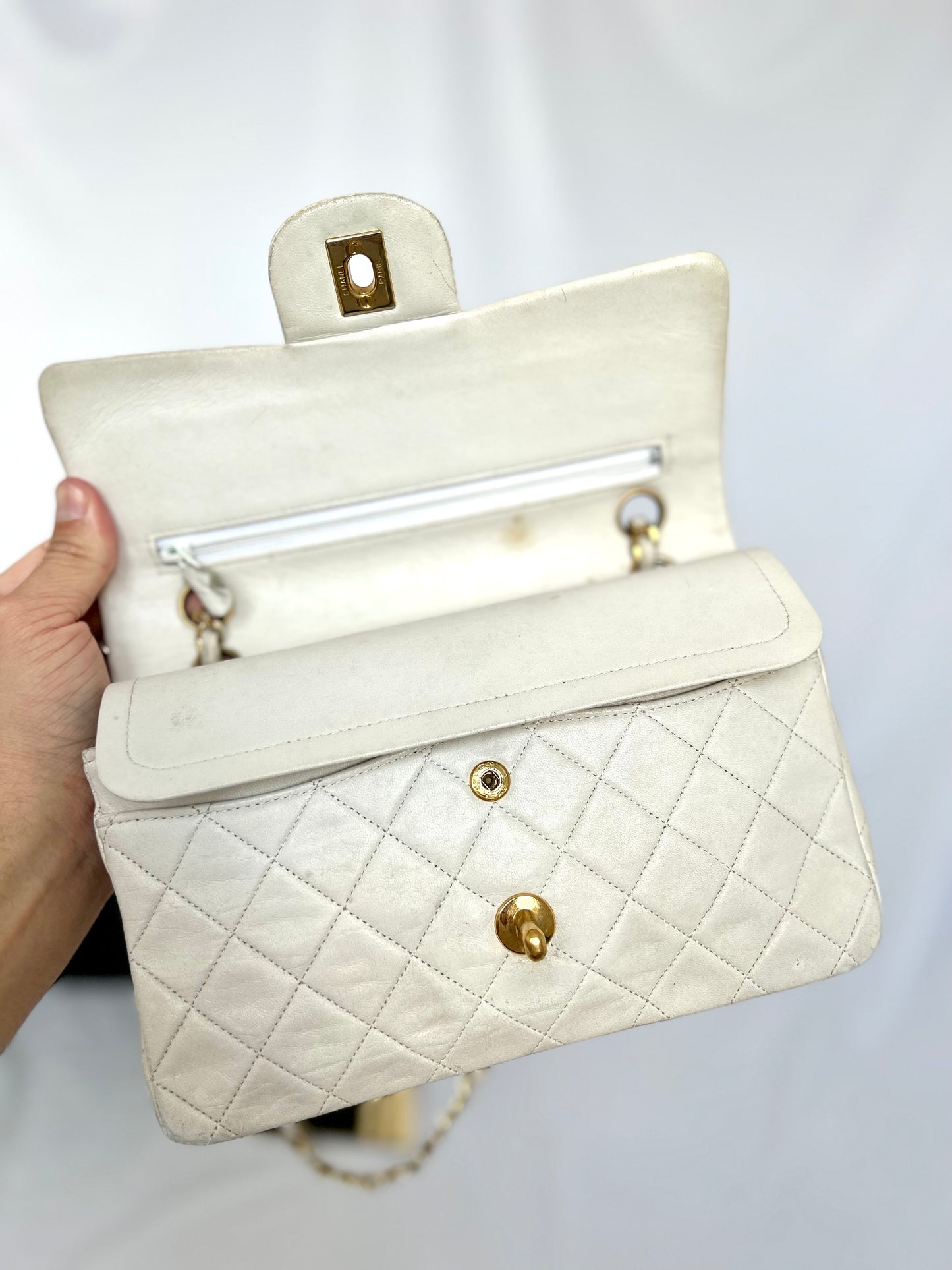 White Vintage Chanel Preloved Designer Lambskin Medium Classic Flap