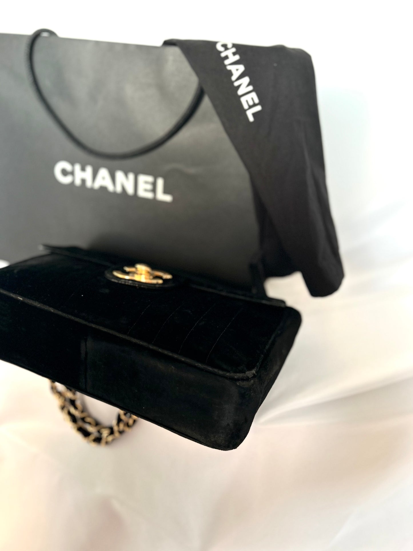 Chanel Velvet 1993-1994 Jumbo