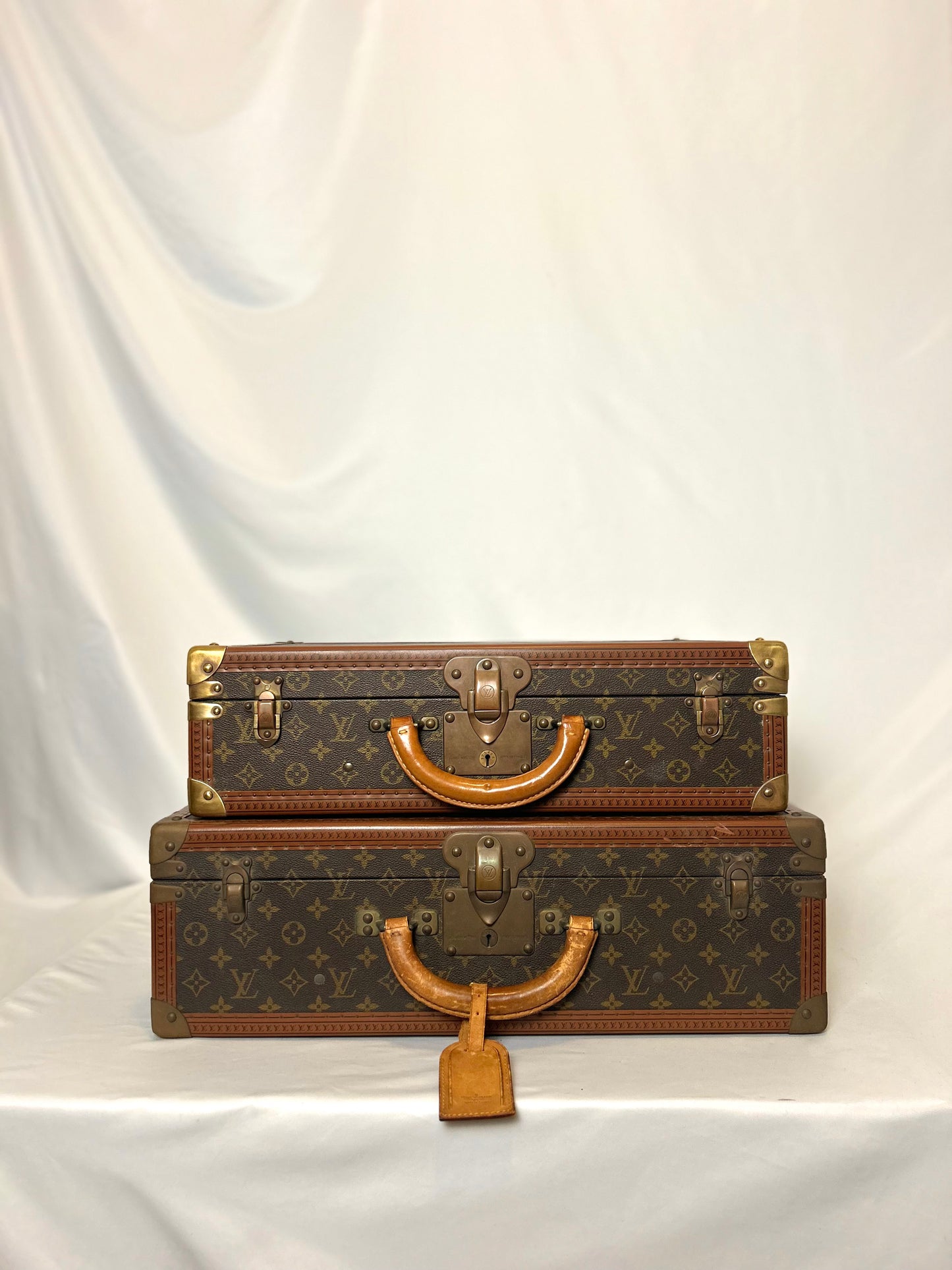2 Louis Vuitton Trunks