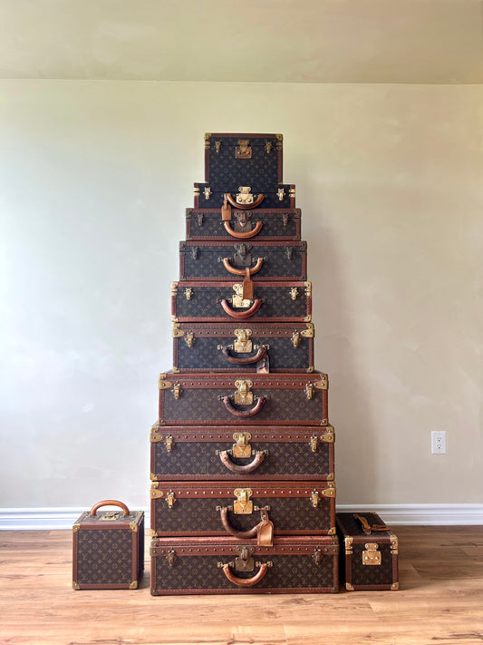 Set of 12 Louis Vuitton trunks // LV Trunk Pyramid (Bisten, Alzer, Cosmetic, Boite Pharmacie)